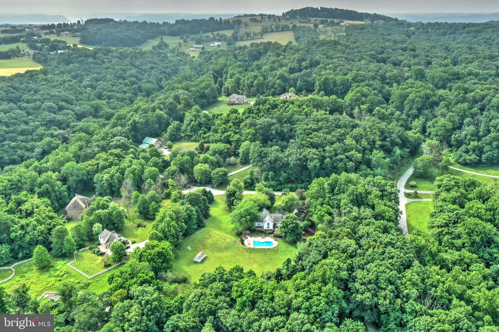 LAUREL ESTATES - Residential