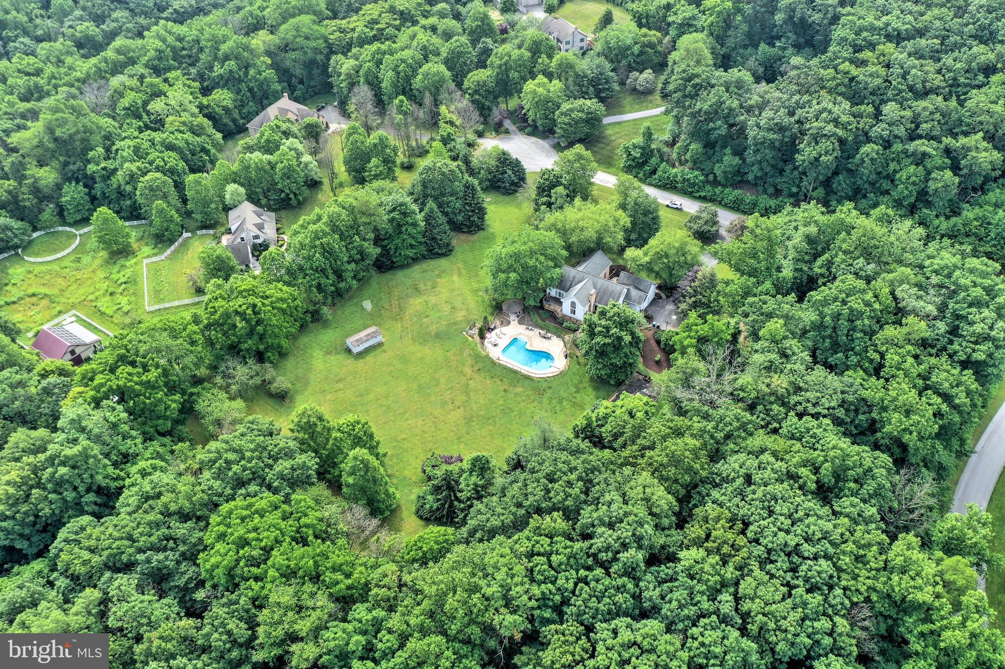 LAUREL ESTATES - Residential