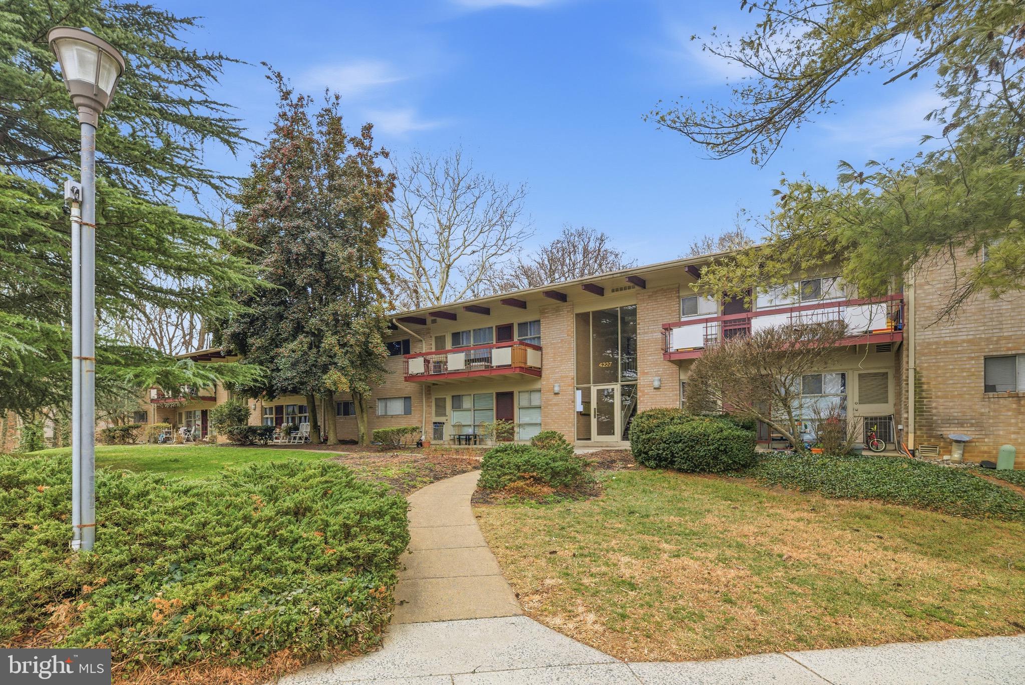 4227 AMERICANA DRIVE 103 E