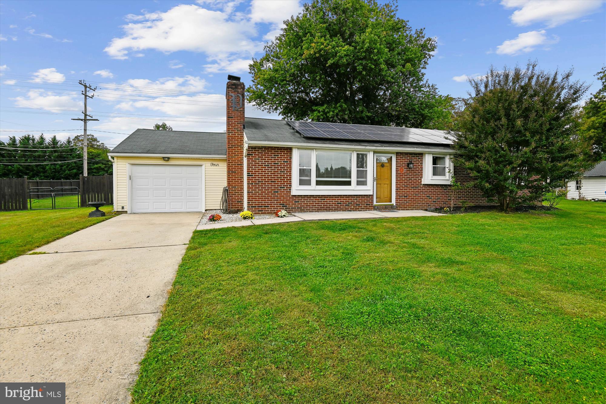 COLONIAL ACRES - Residential