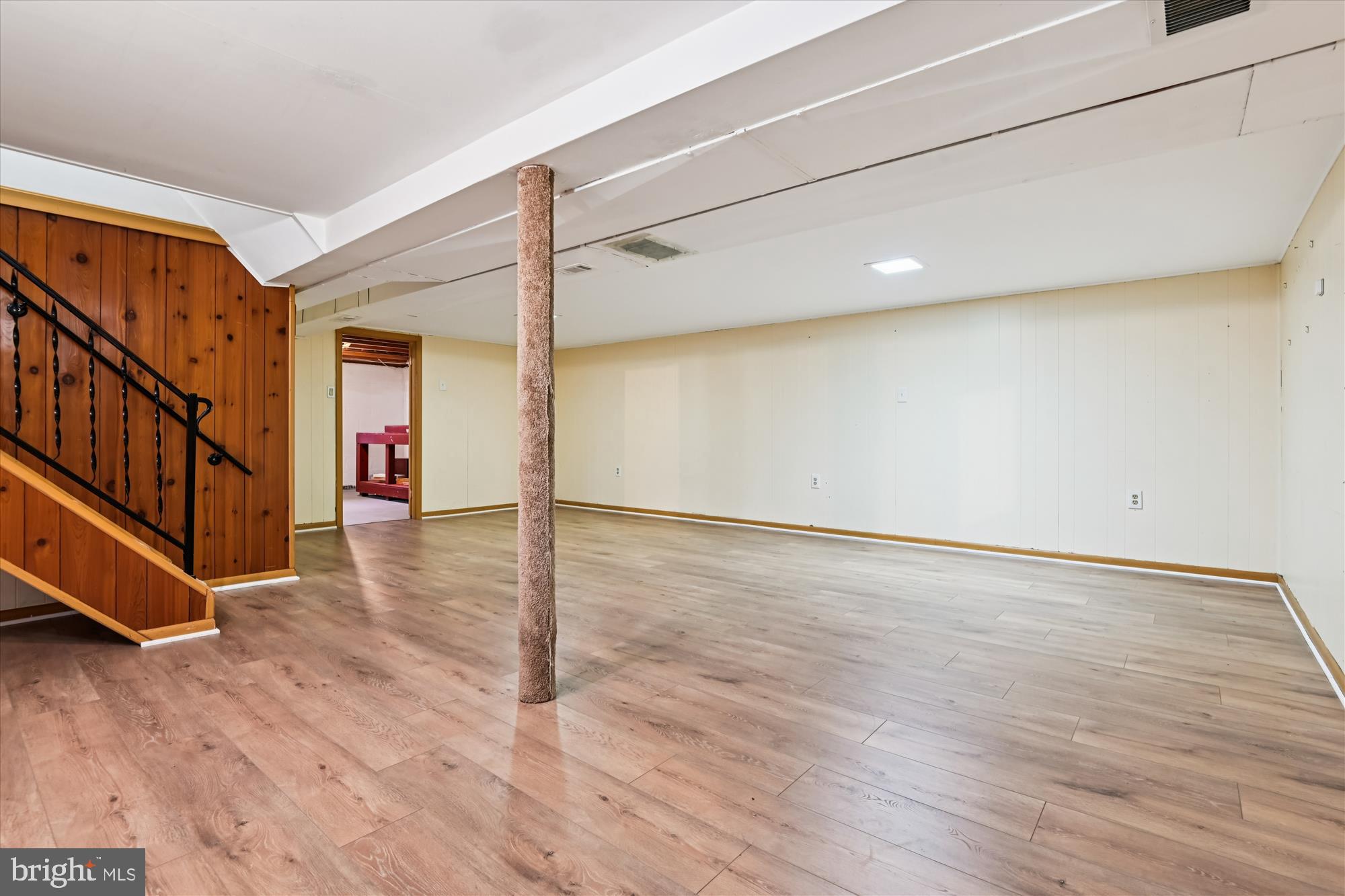 COLONIAL ACRES - Residential