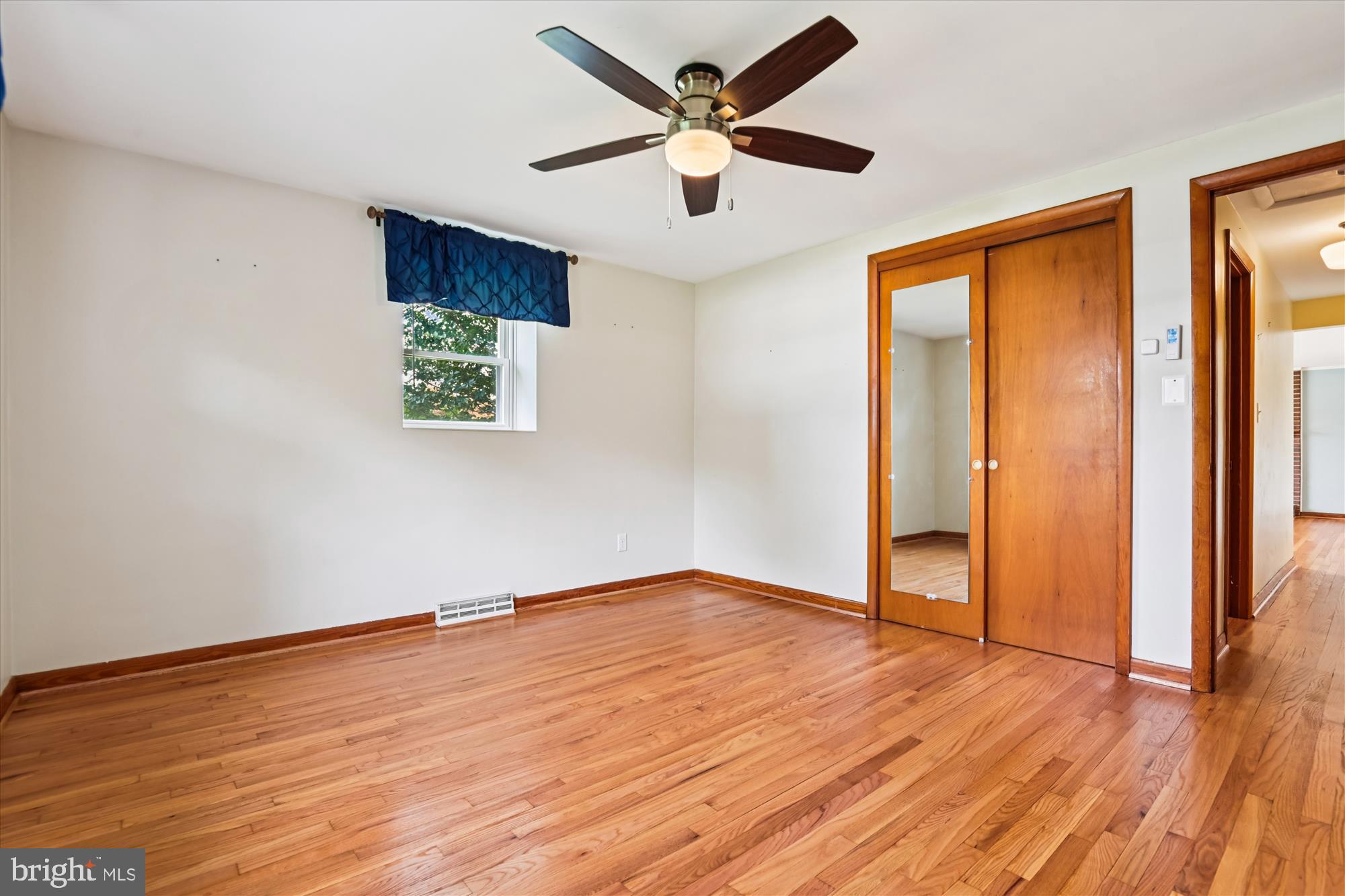 COLONIAL ACRES - Residential