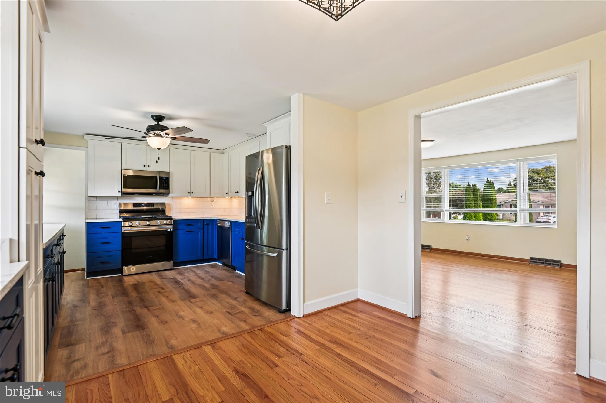 COLONIAL ACRES - Residential