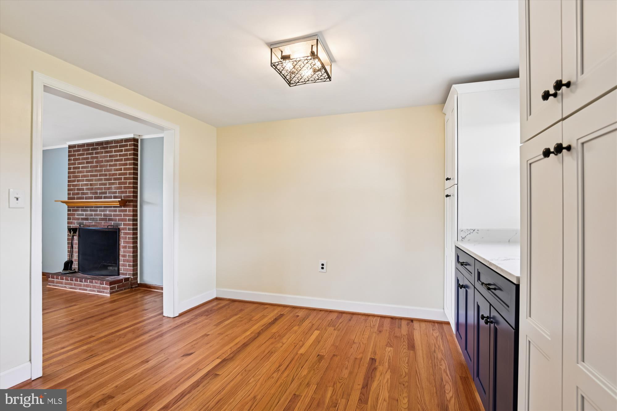COLONIAL ACRES - Residential