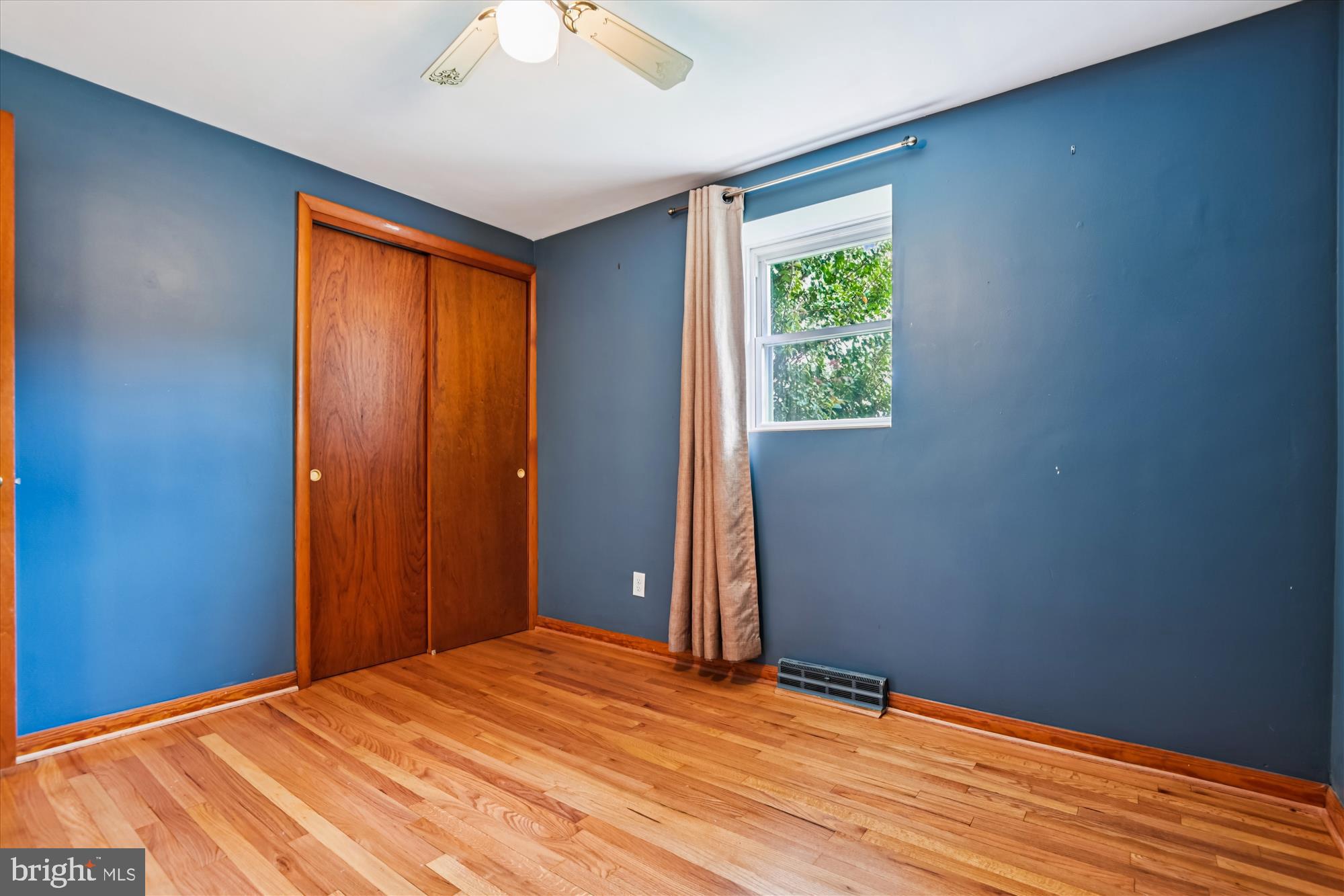 COLONIAL ACRES - Residential