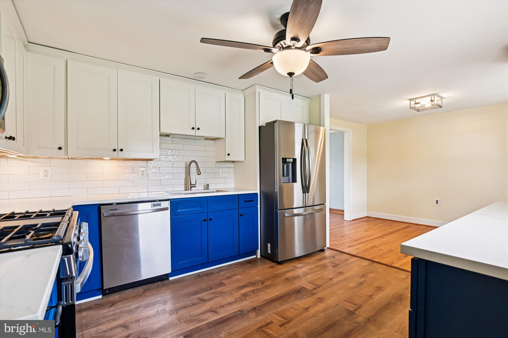 COLONIAL ACRES - Residential