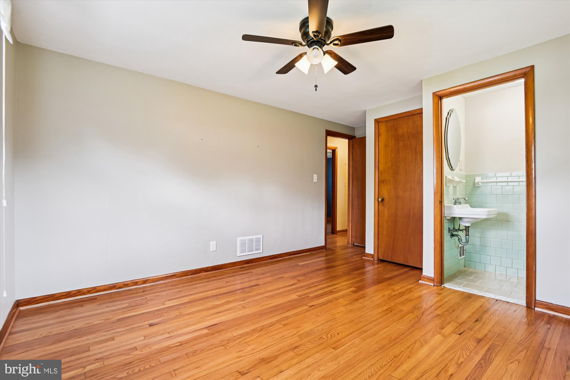 COLONIAL ACRES - Residential