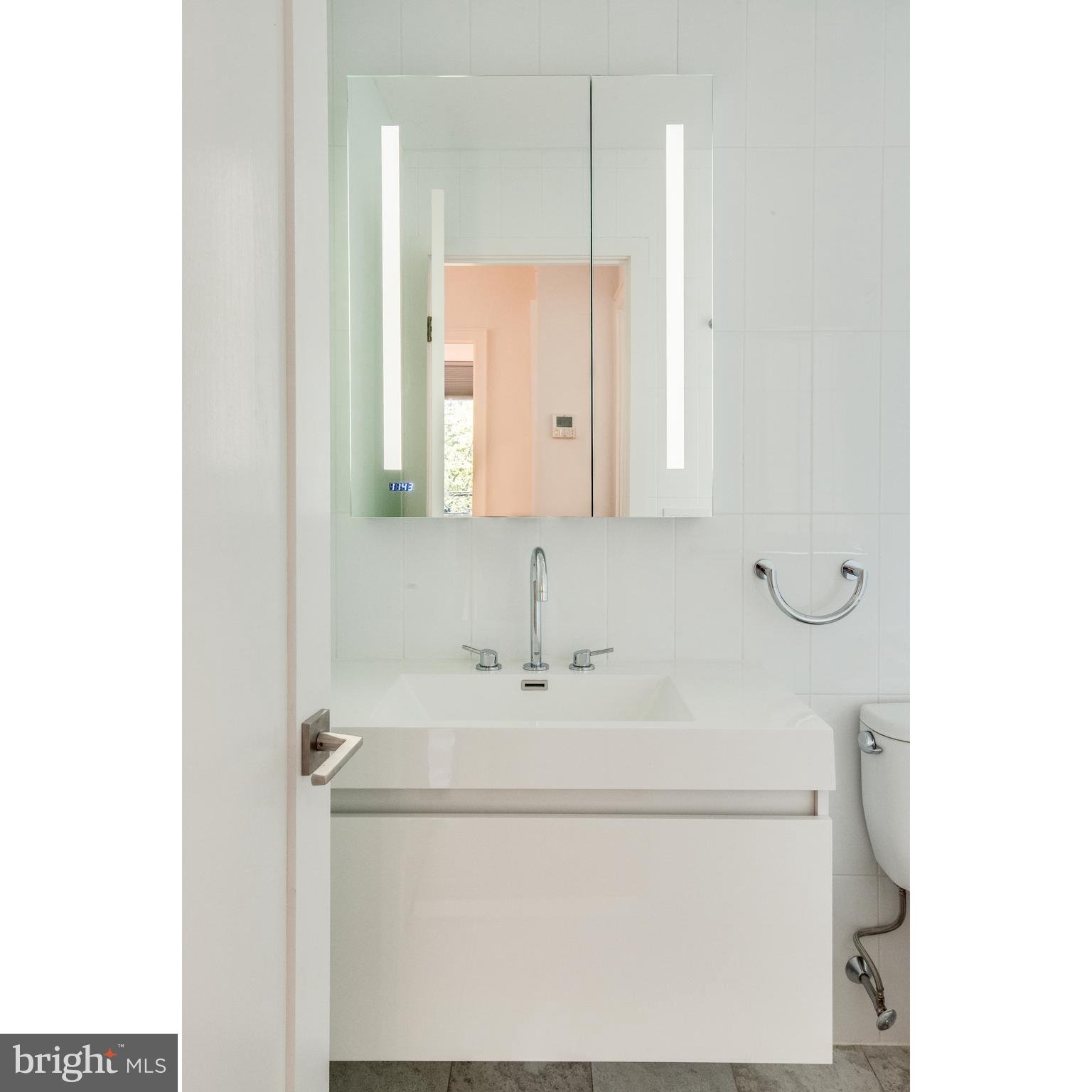 GRADUATE HOSPITAL - Residential