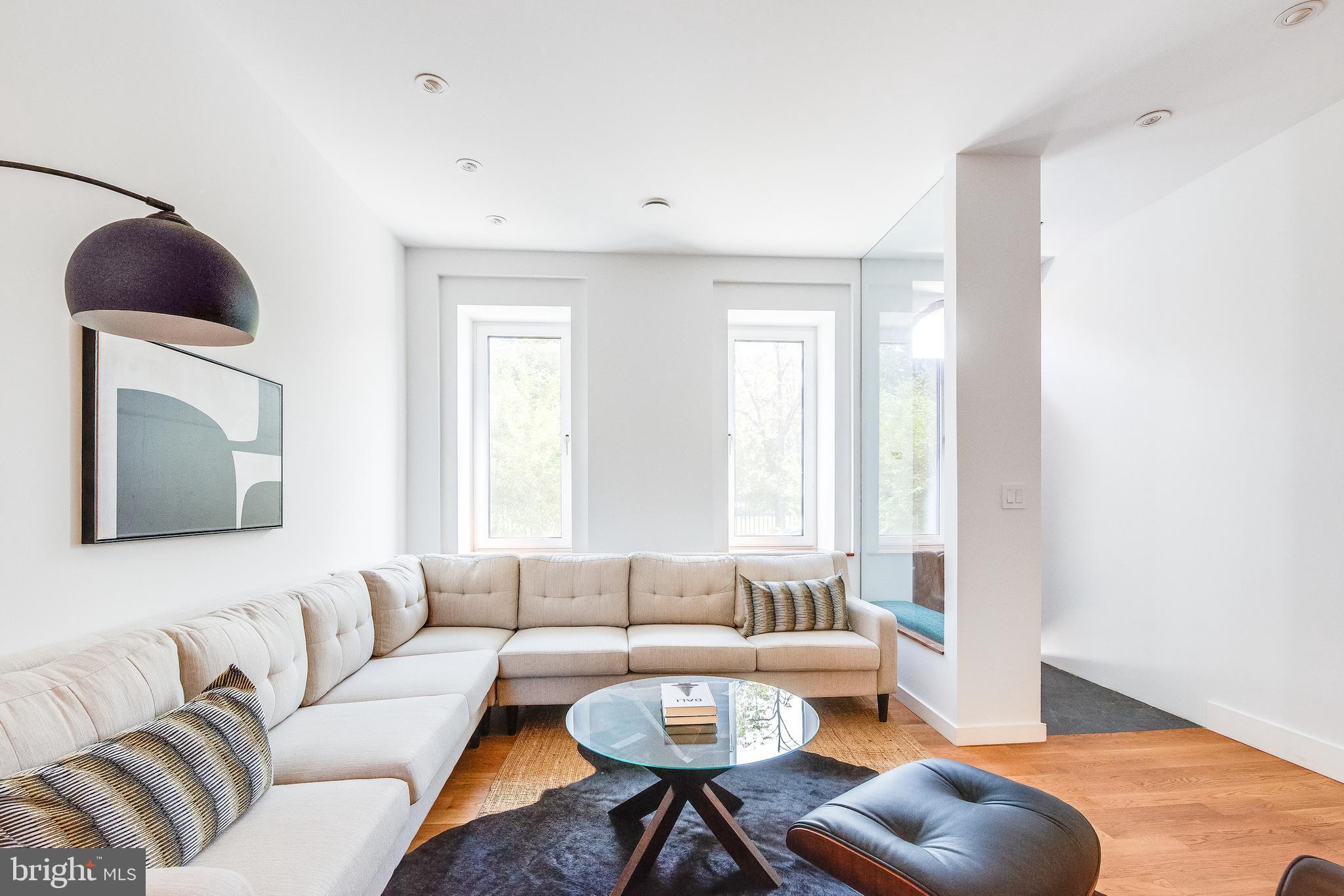 GRADUATE HOSPITAL - Residential