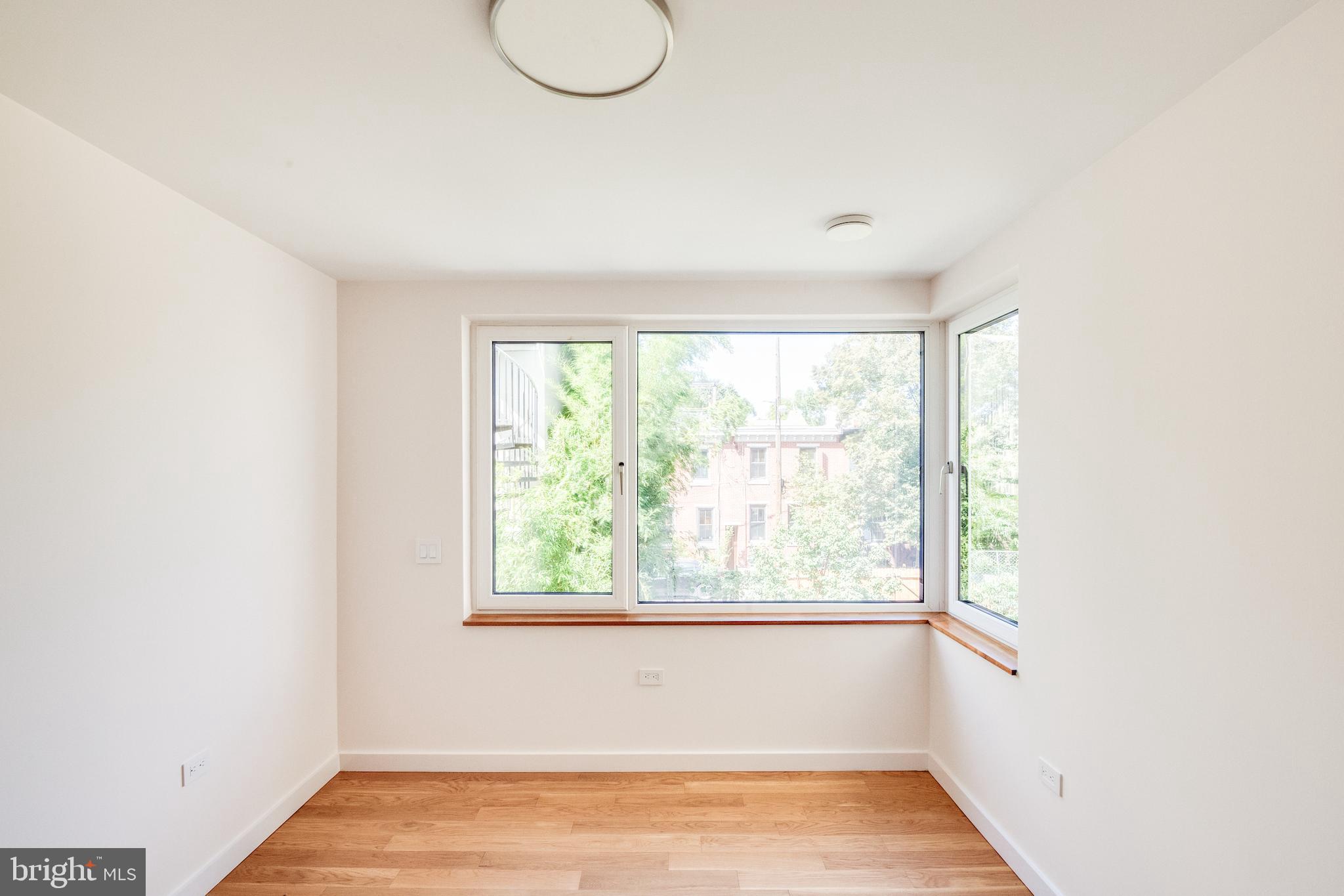 GRADUATE HOSPITAL - Residential