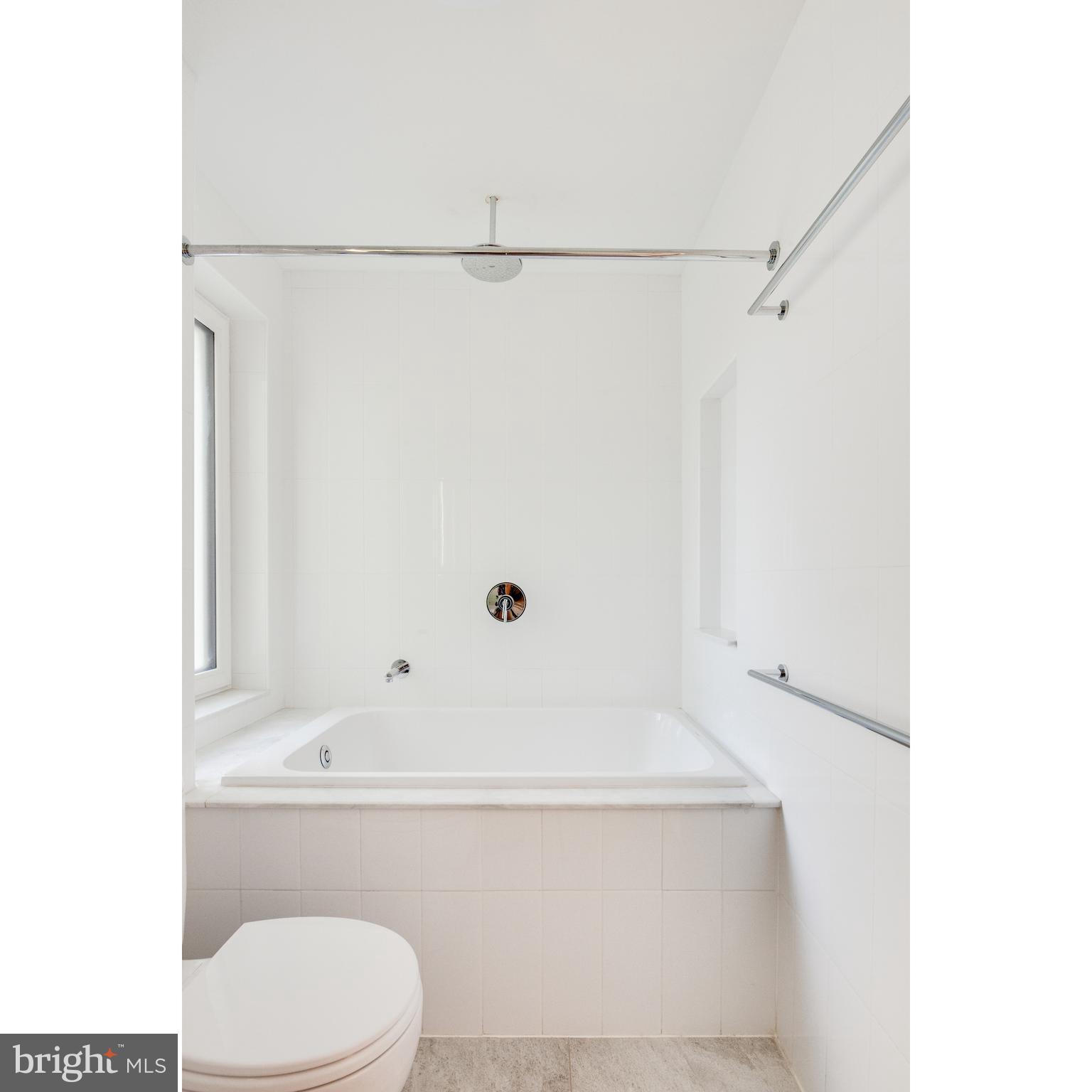 GRADUATE HOSPITAL - Residential