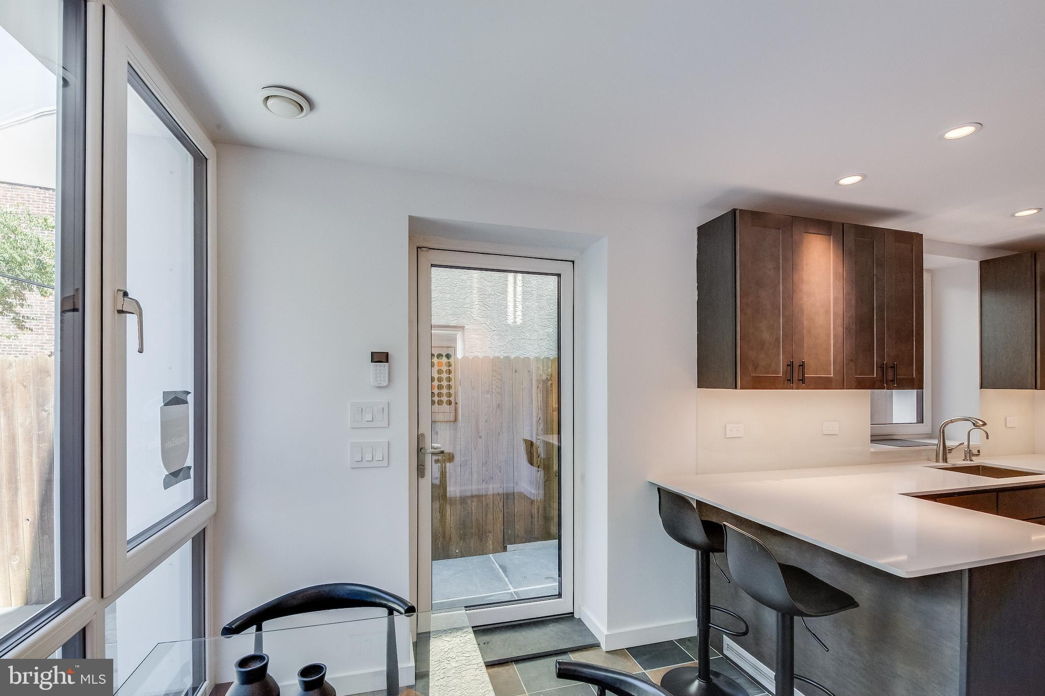 GRADUATE HOSPITAL - Residential