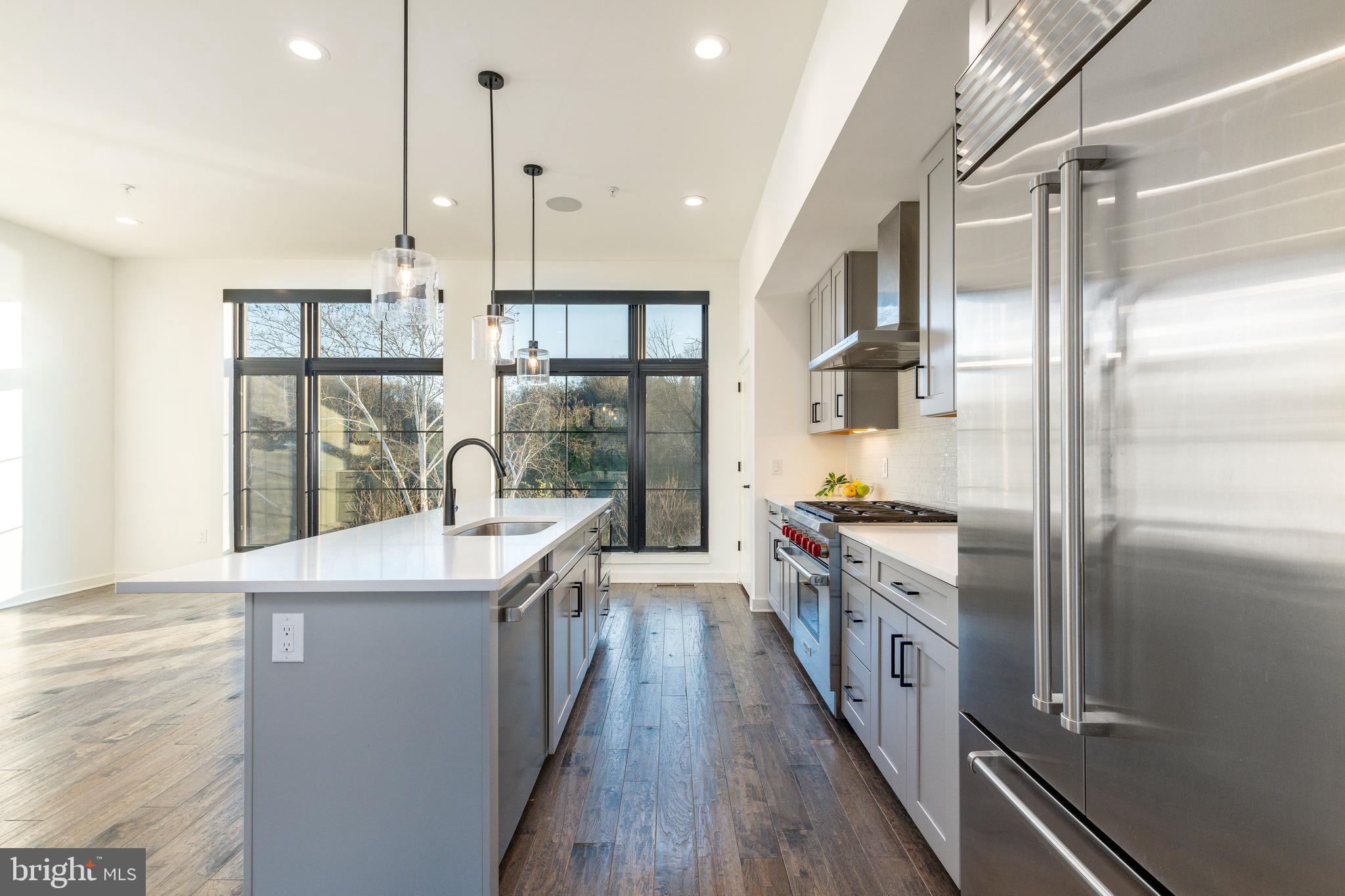 THE LOCKS - Residential