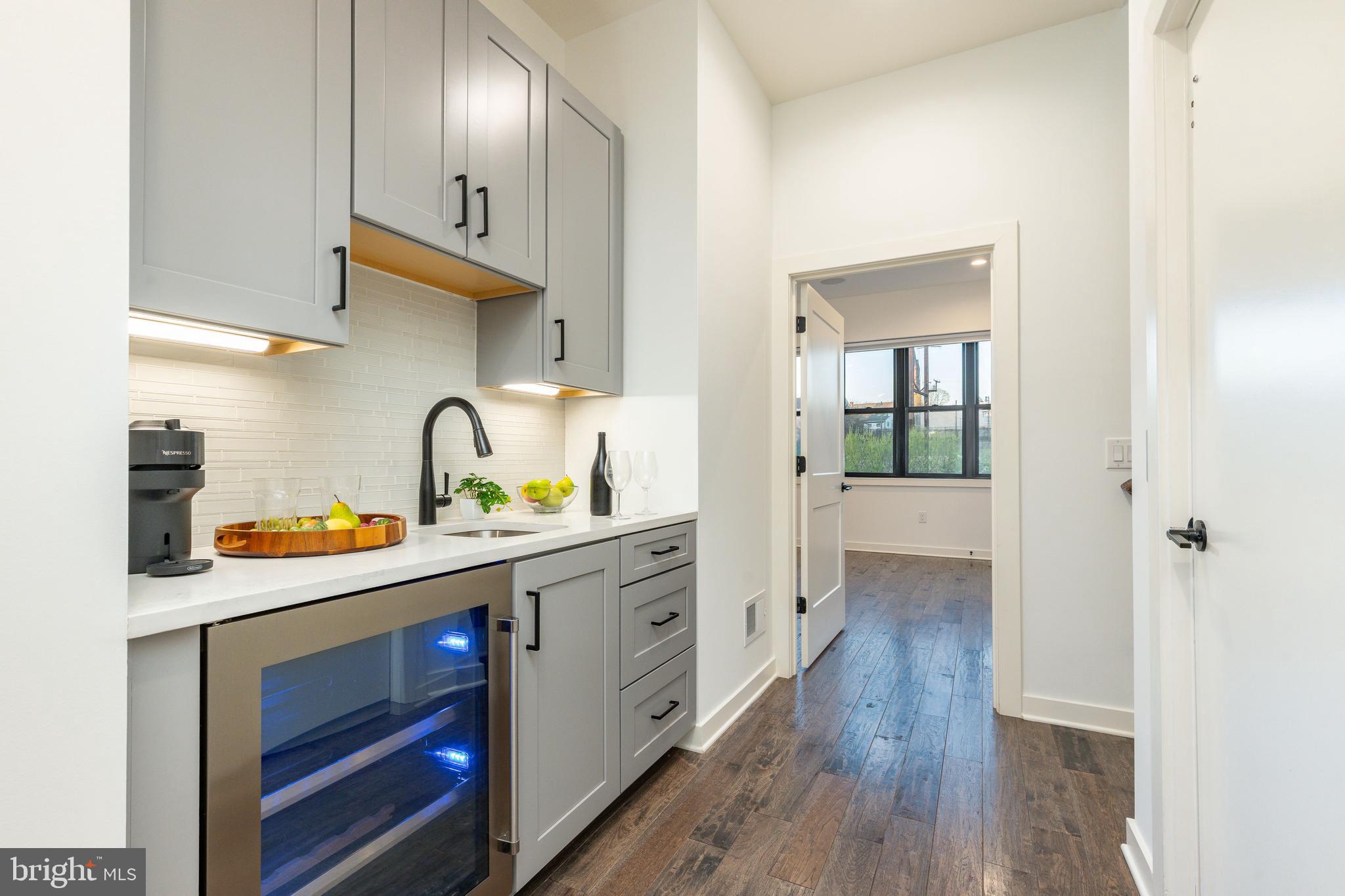 THE LOCKS - Residential