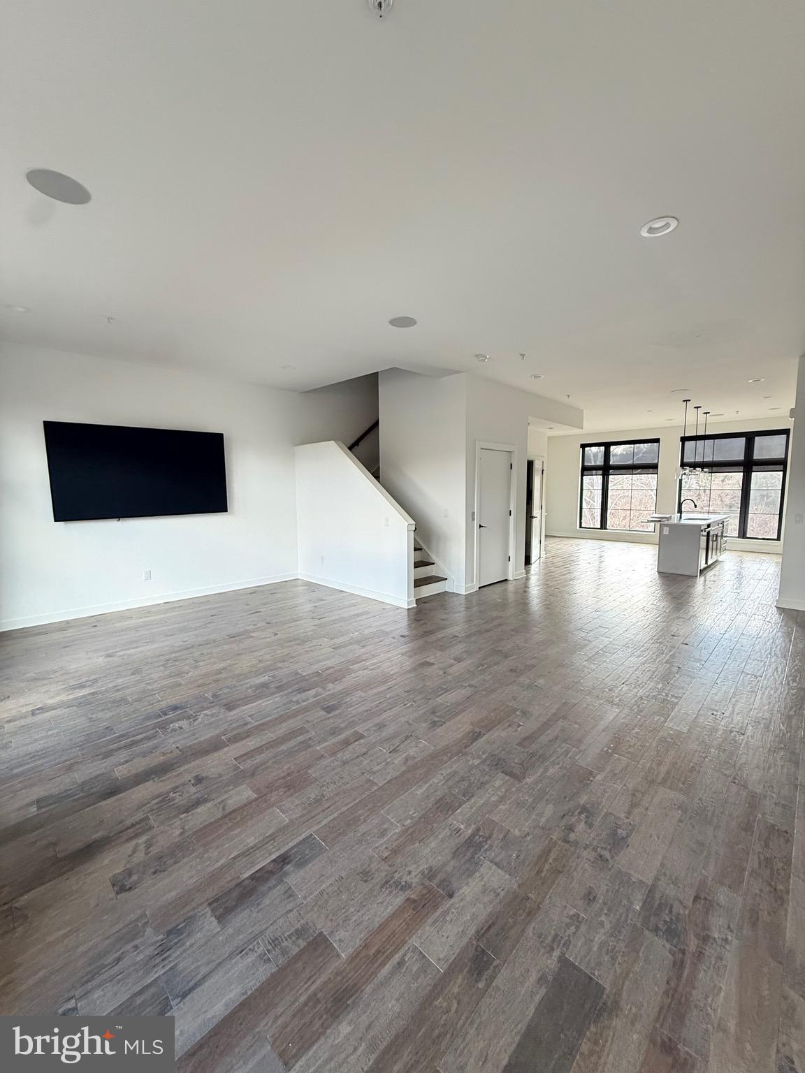 THE LOCKS - Residential