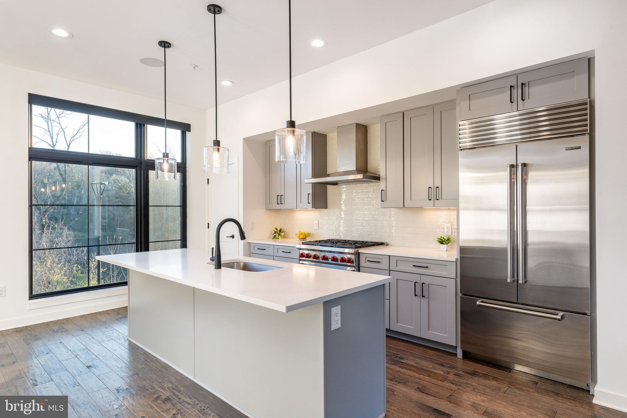 THE LOCKS - Residential