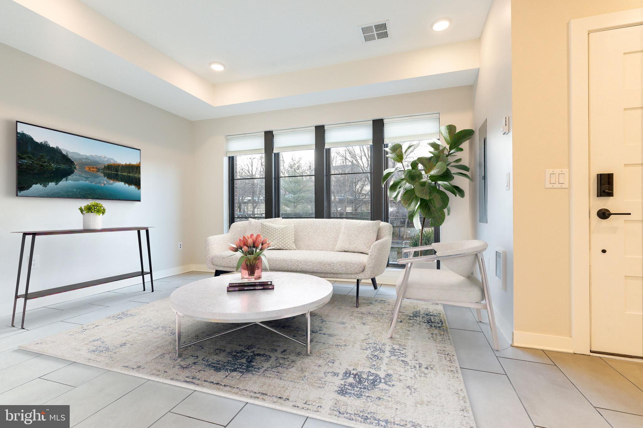 THE LOCKS - Residential