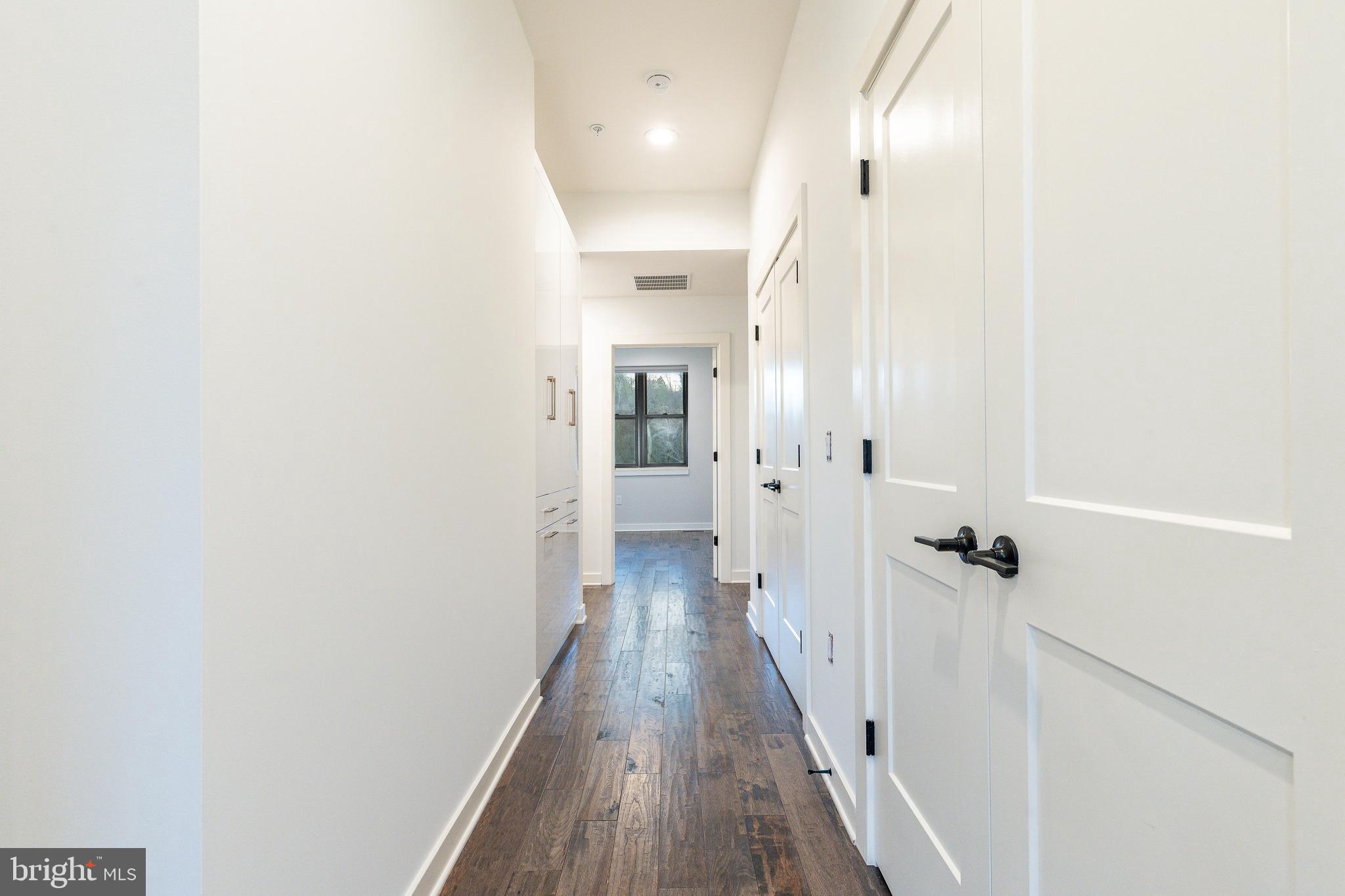 THE LOCKS - Residential