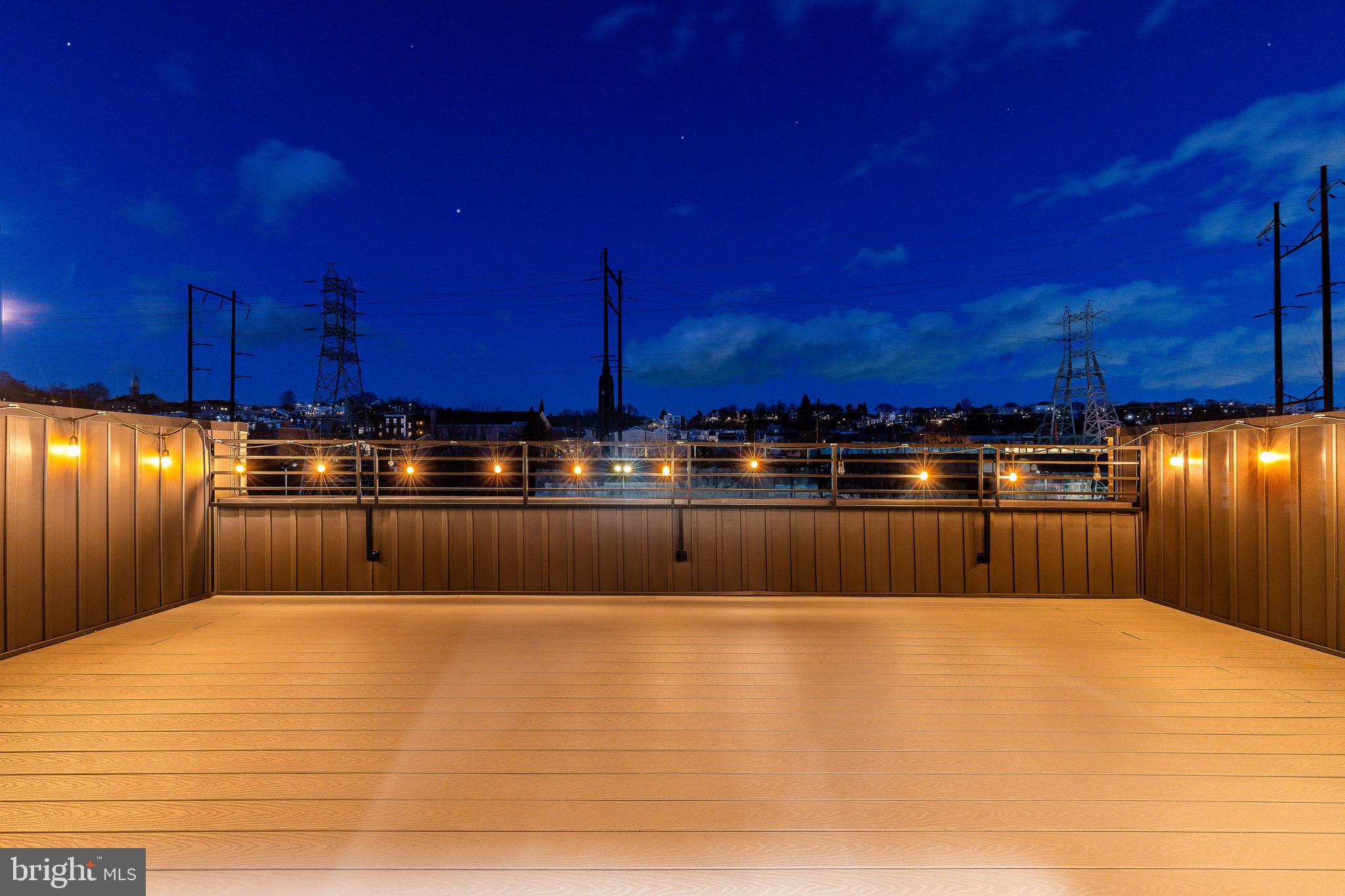 THE LOCKS - Residential