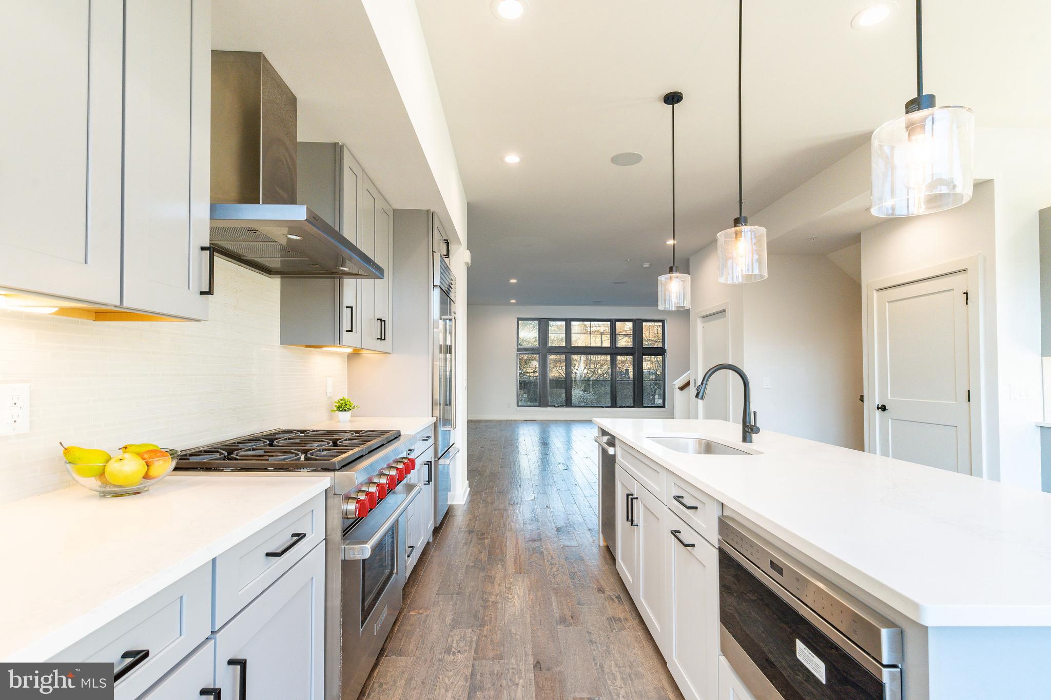 THE LOCKS - Residential