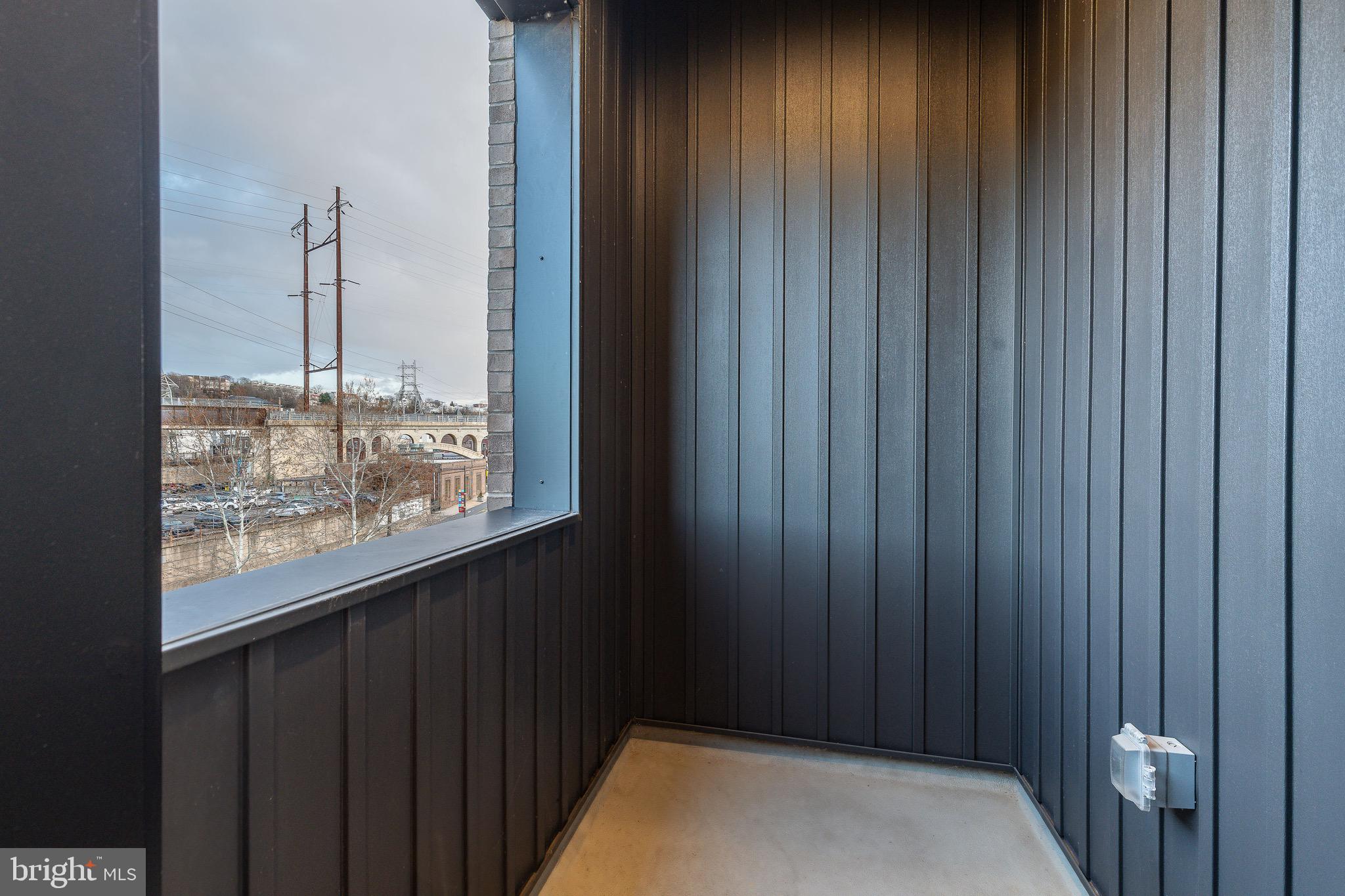 THE LOCKS - Residential