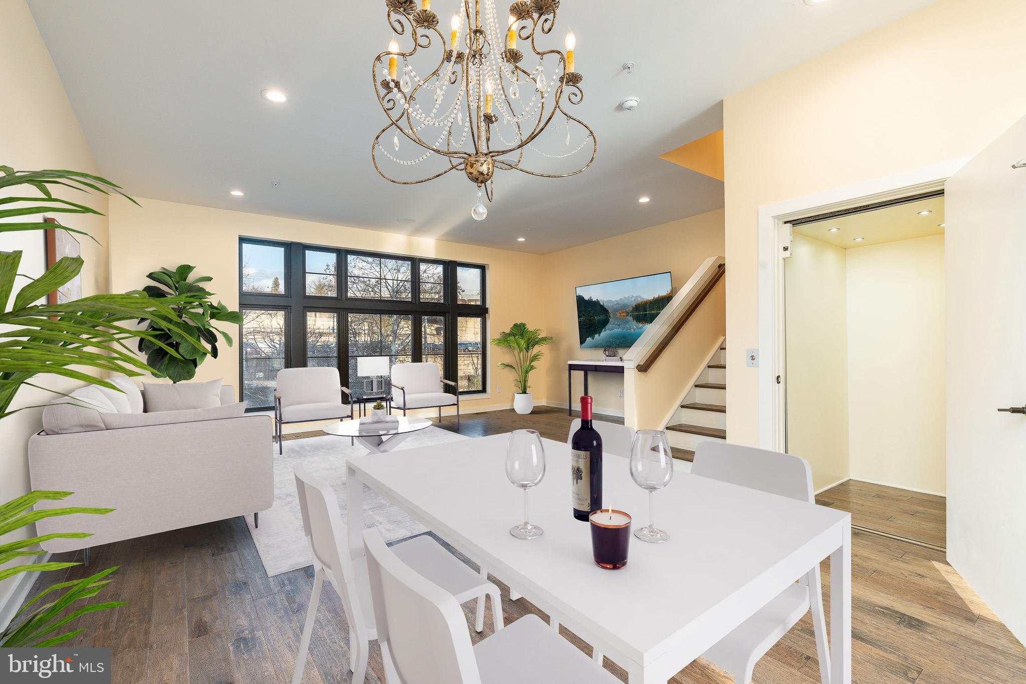 THE LOCKS - Residential