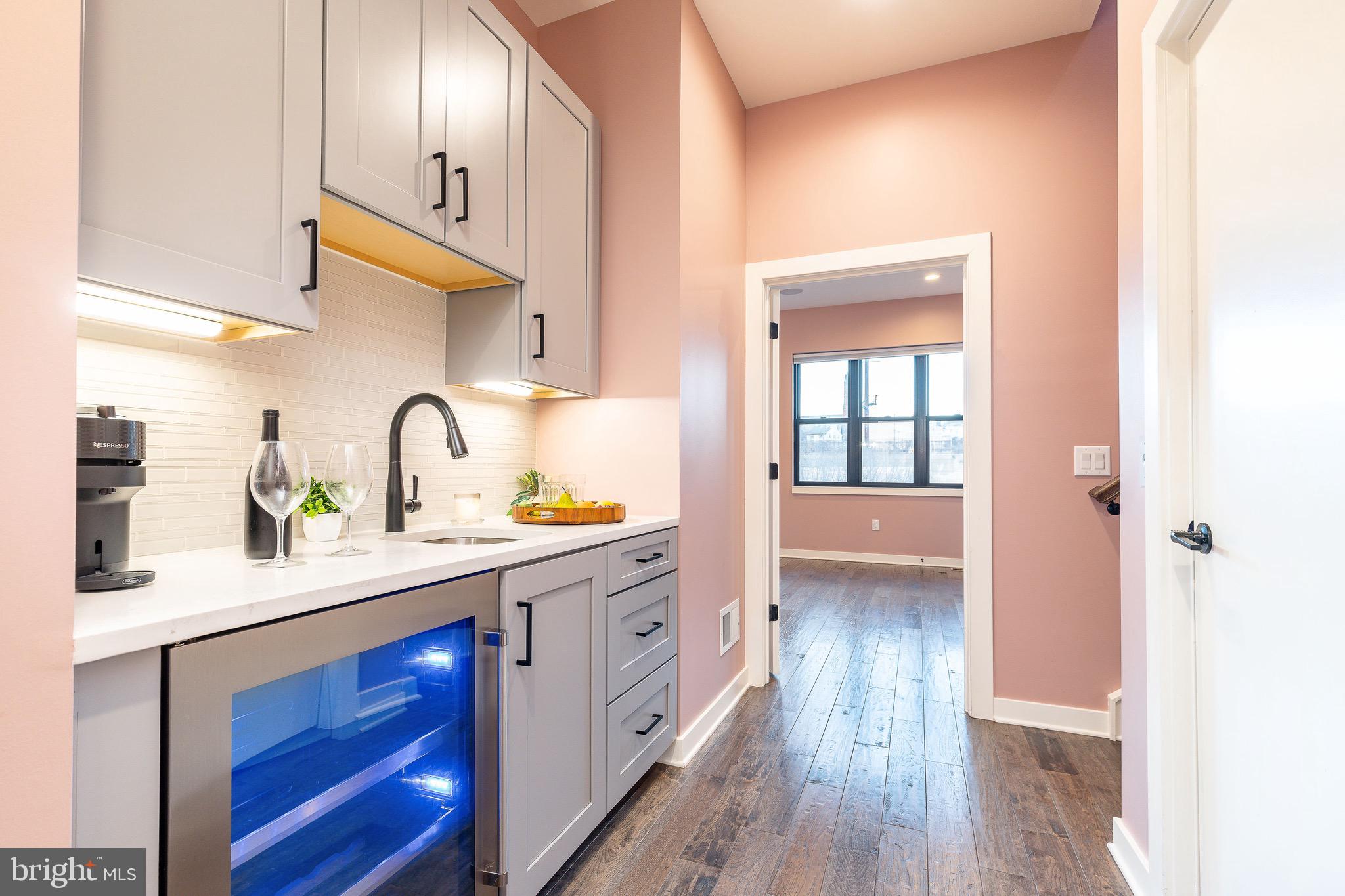 THE LOCKS - Residential