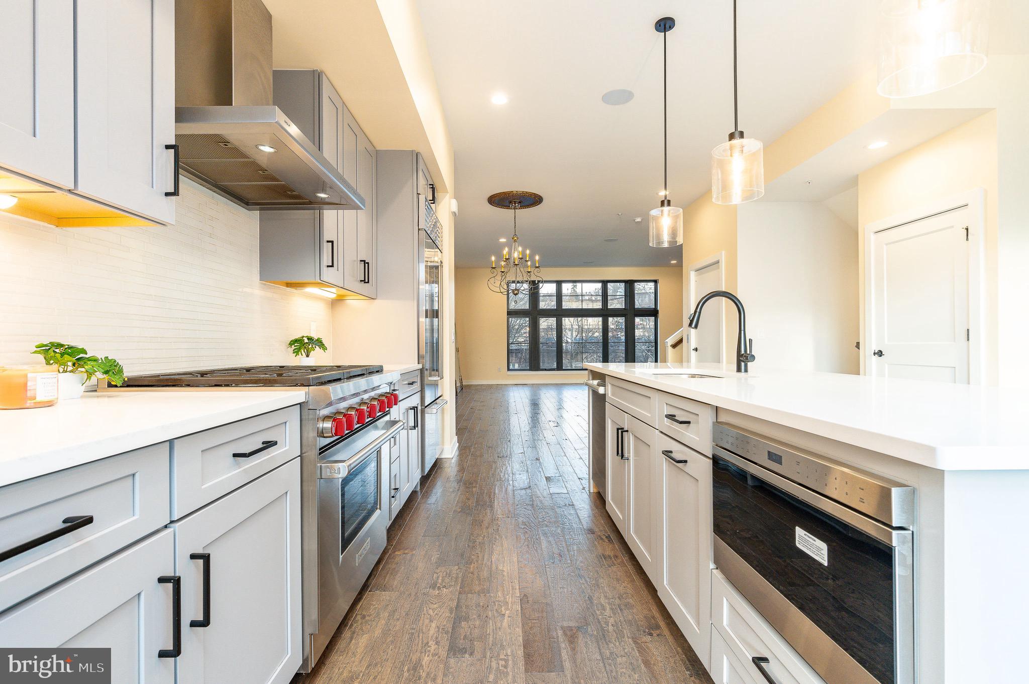 THE LOCKS - Residential