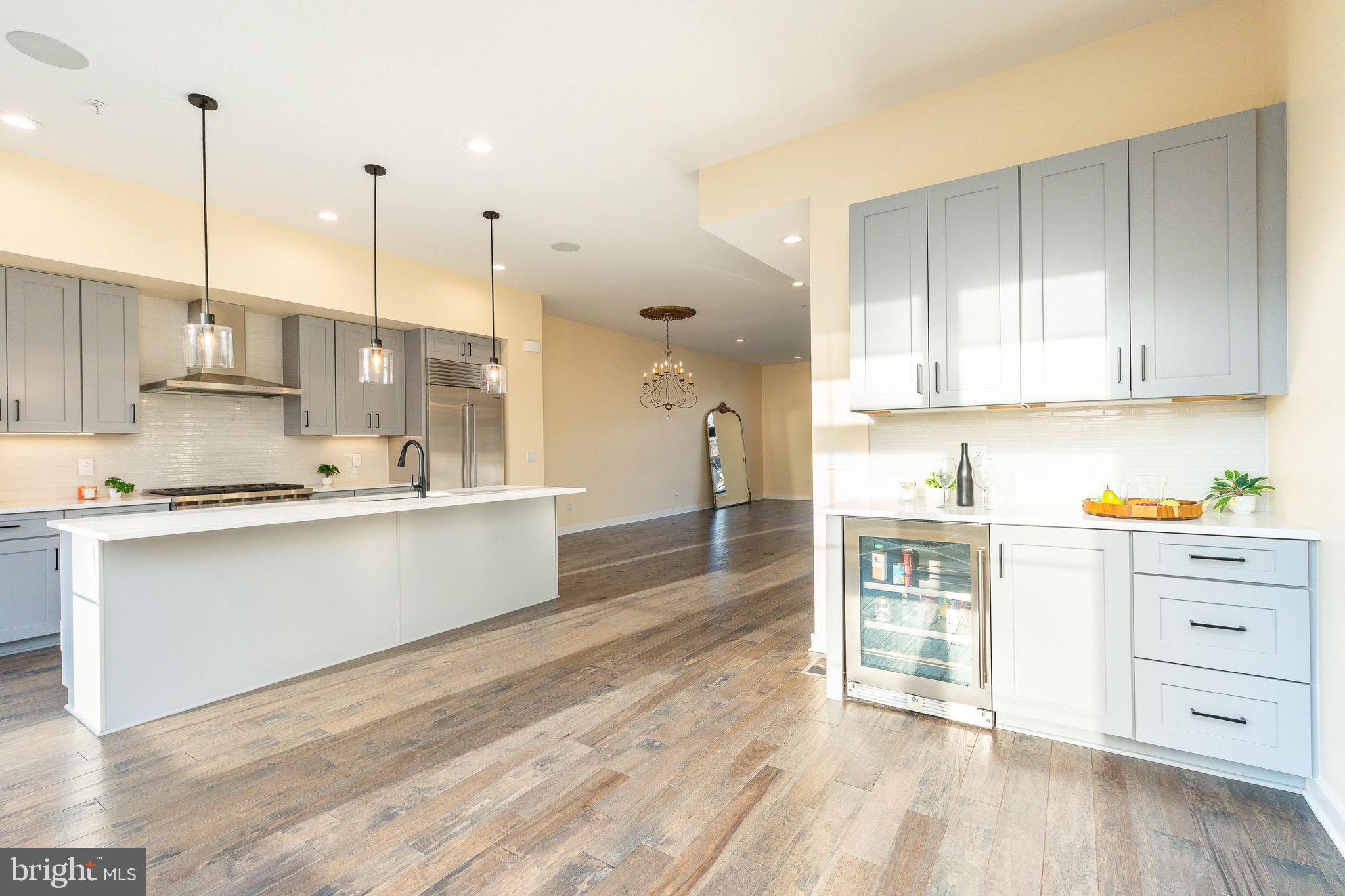 THE LOCKS - Residential