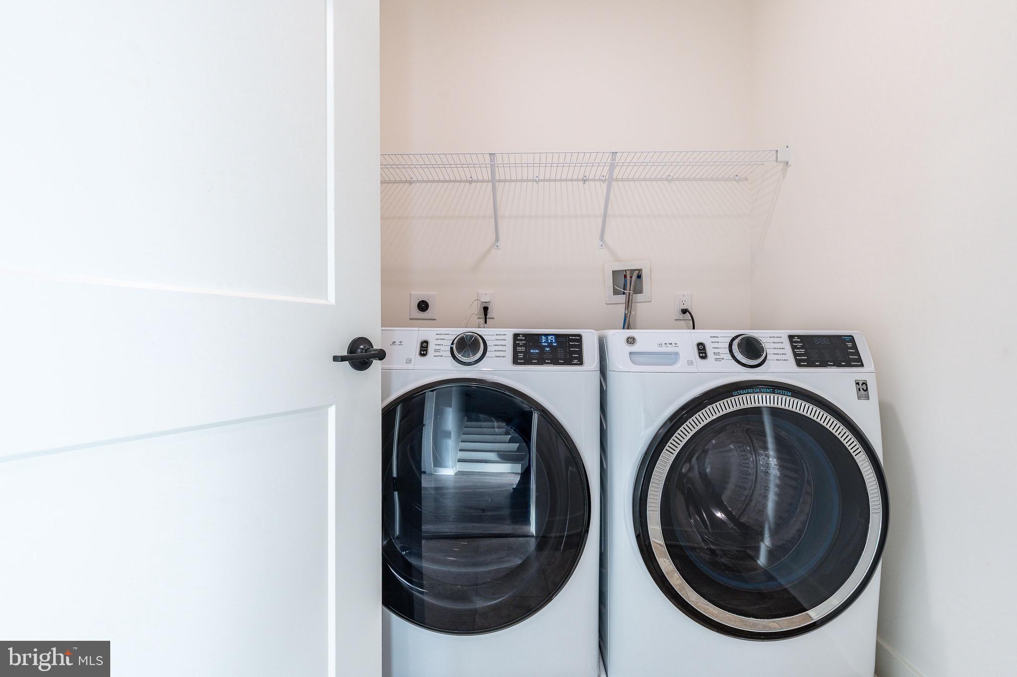 THE LOCKS - Residential