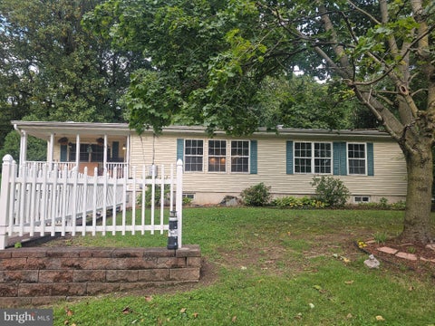 Photo of 213 Union Street, FIELDSBORO, NJ 08505 (MLS # NJBL2121728)