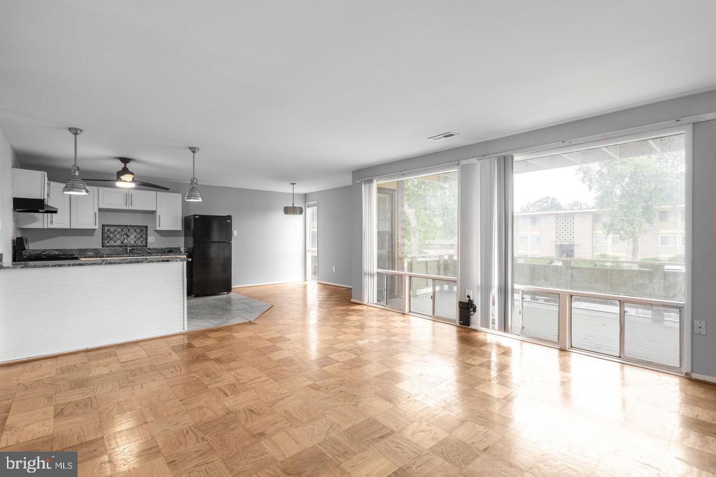 7316 DONNELL PLACE B2