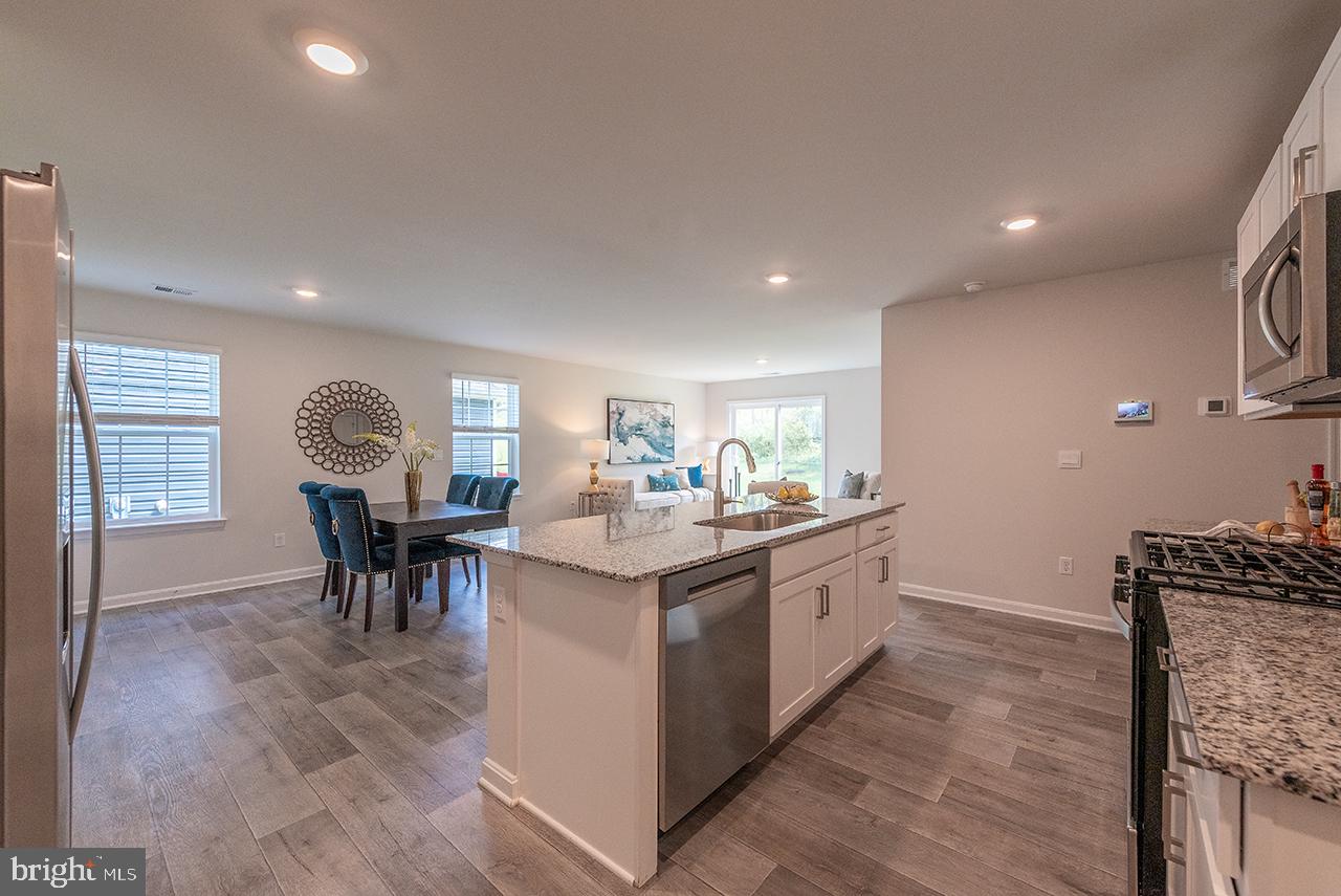 WEST WIND - Residential
