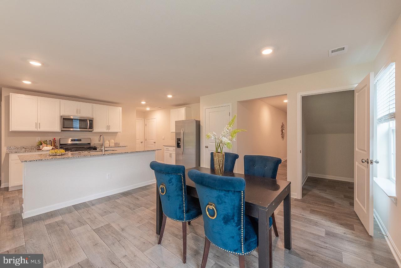 WEST WIND - Residential