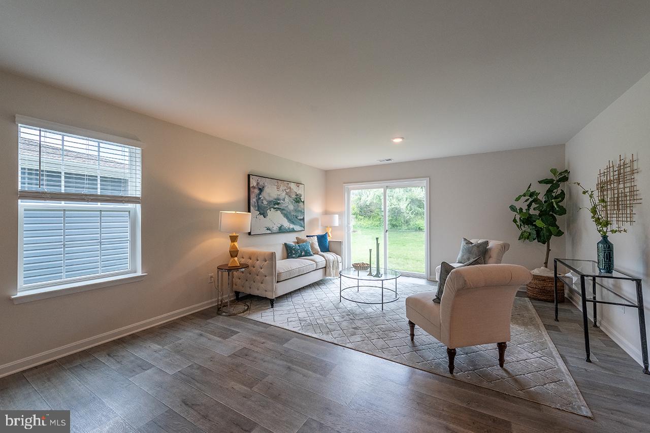 WEST WIND - Residential