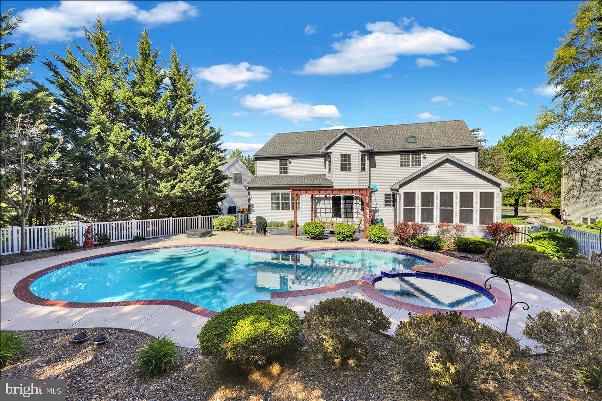 GREEN VALLEY ESTAT - Residential