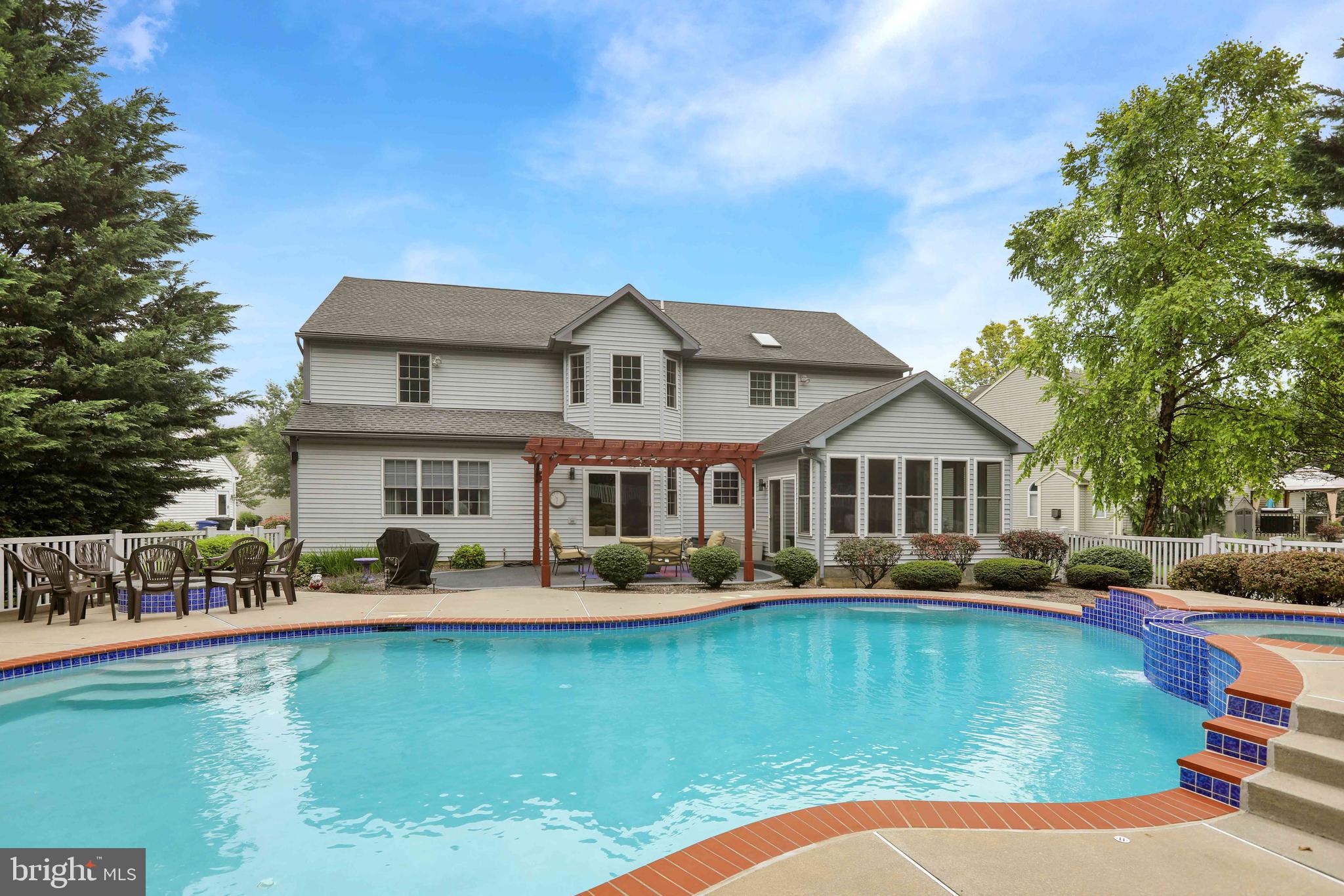 GREEN VALLEY ESTAT - Residential