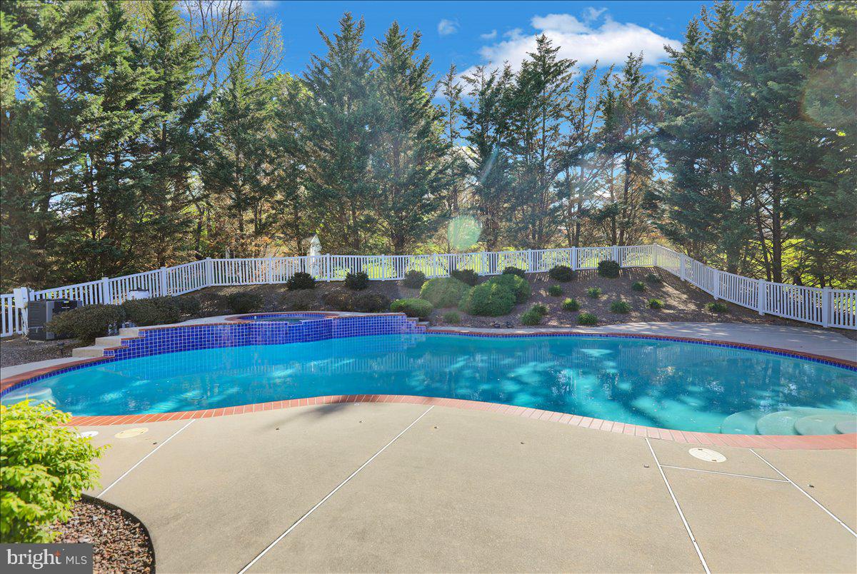 GREEN VALLEY ESTAT - Residential