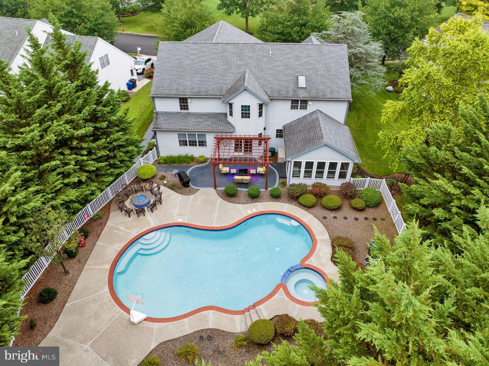 GREEN VALLEY ESTAT - Residential