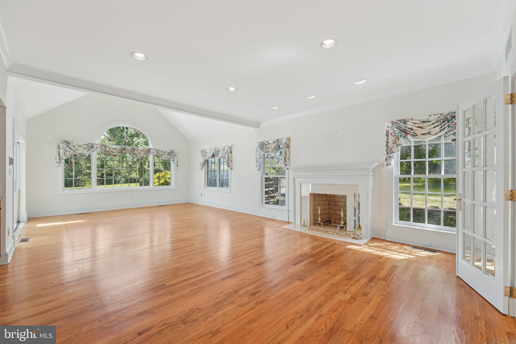 RED FOX FARMS - Residential