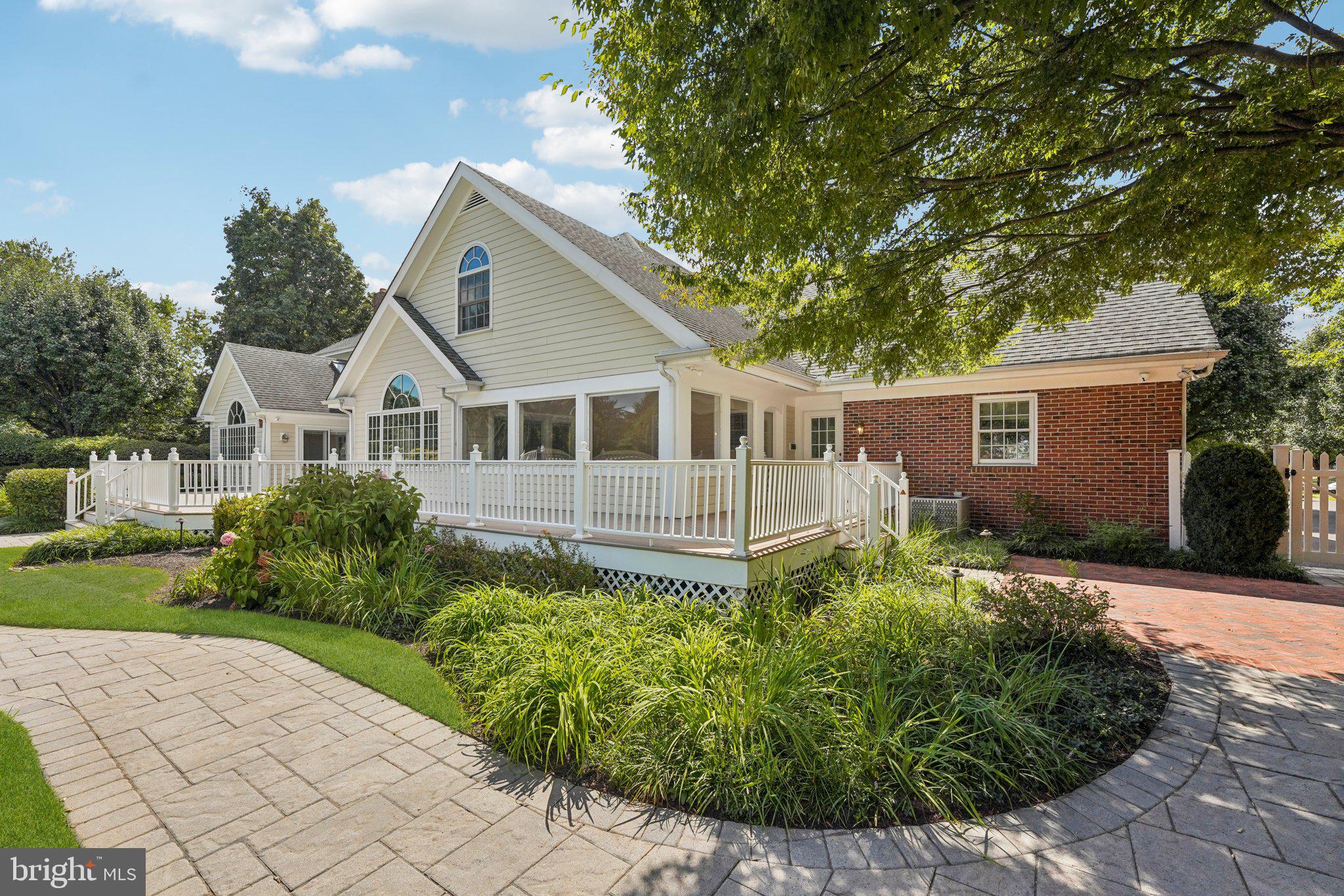 RED FOX FARMS - Residential