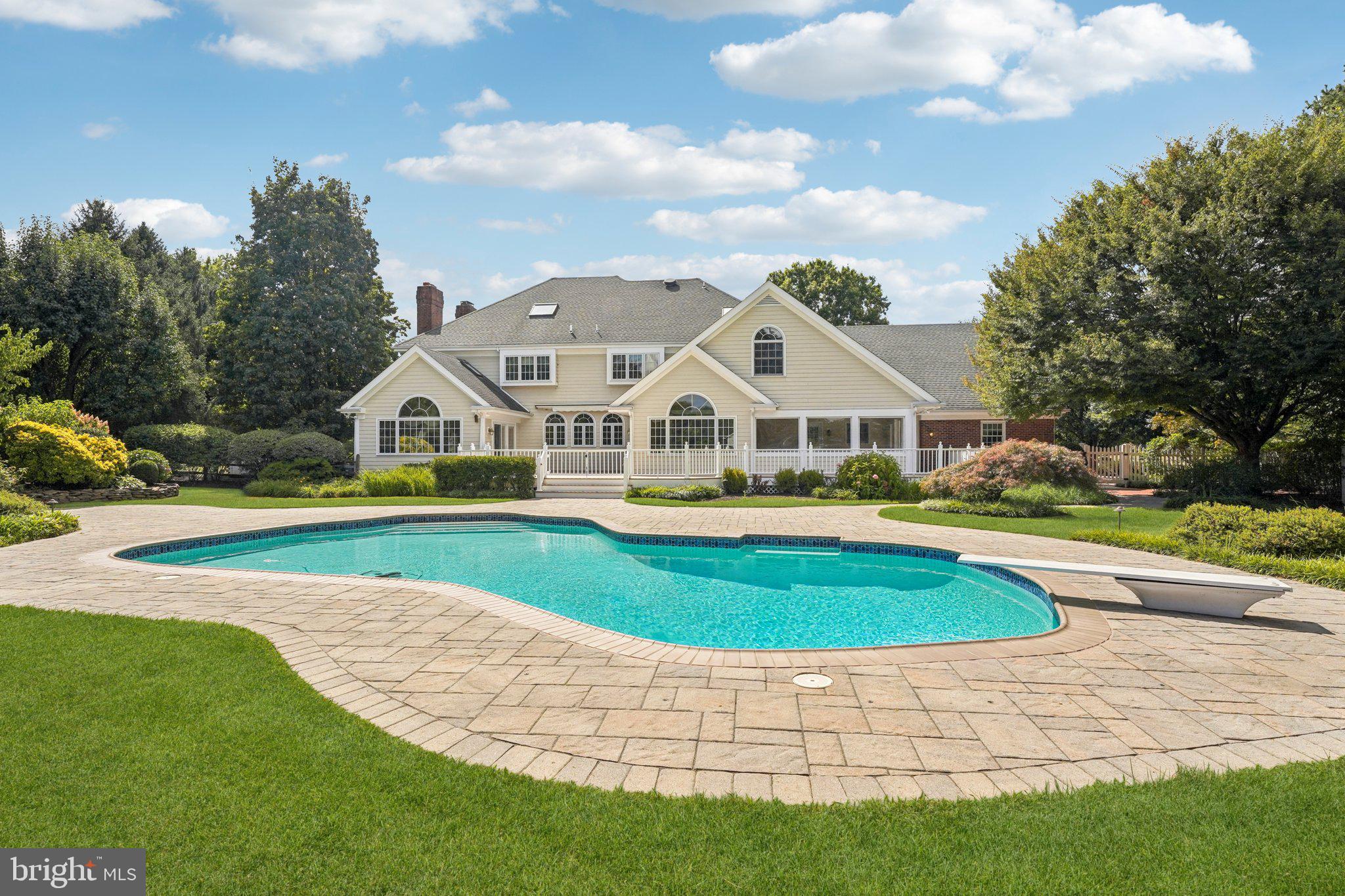 RED FOX FARMS - Residential