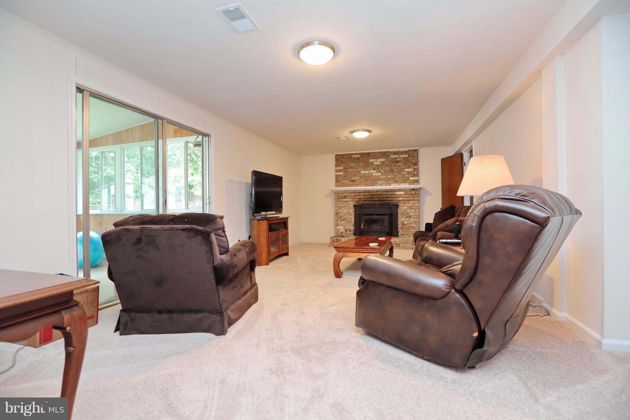 ESTONIAN ESTATES - Residential