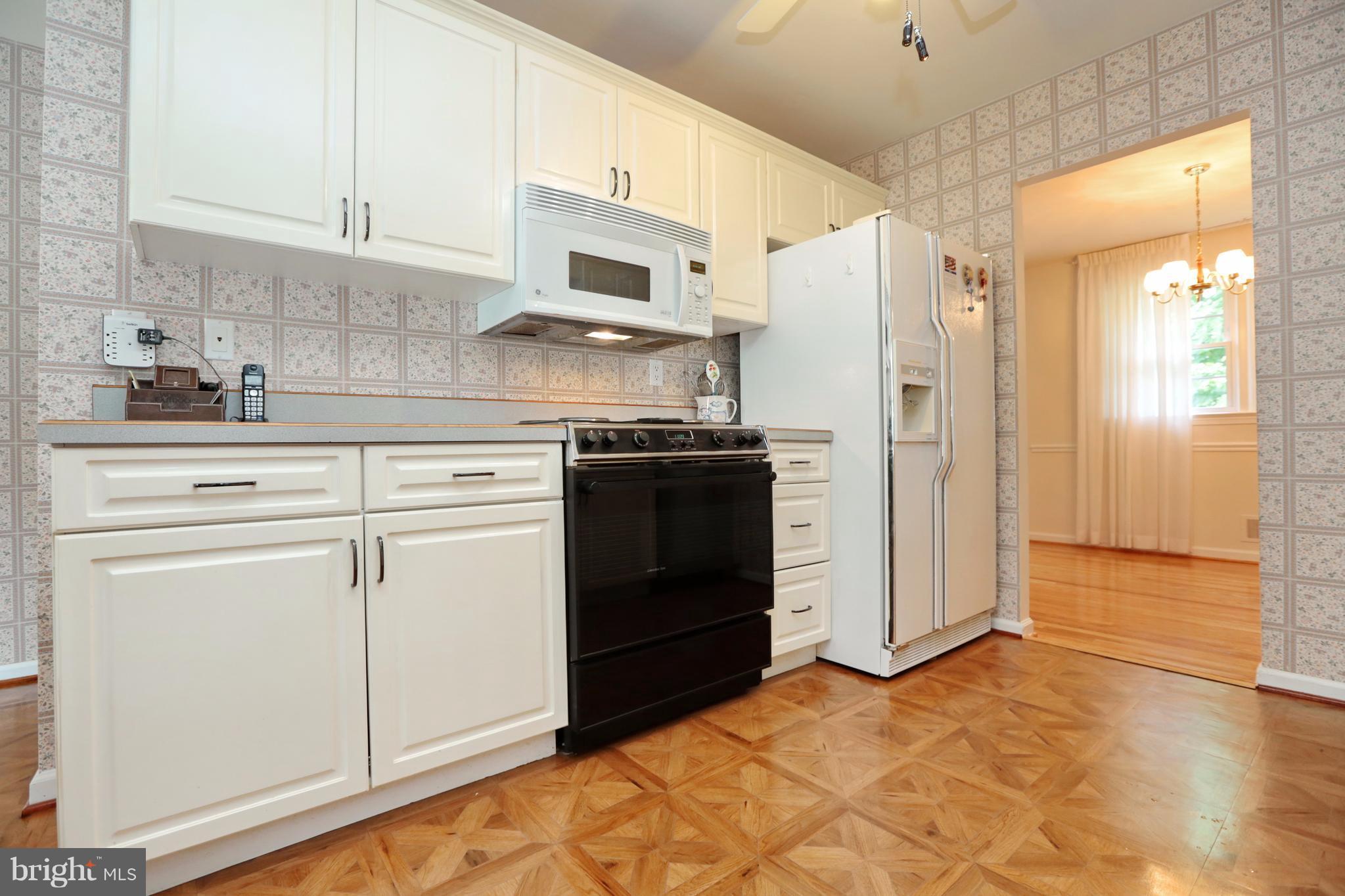 ESTONIAN ESTATES - Residential