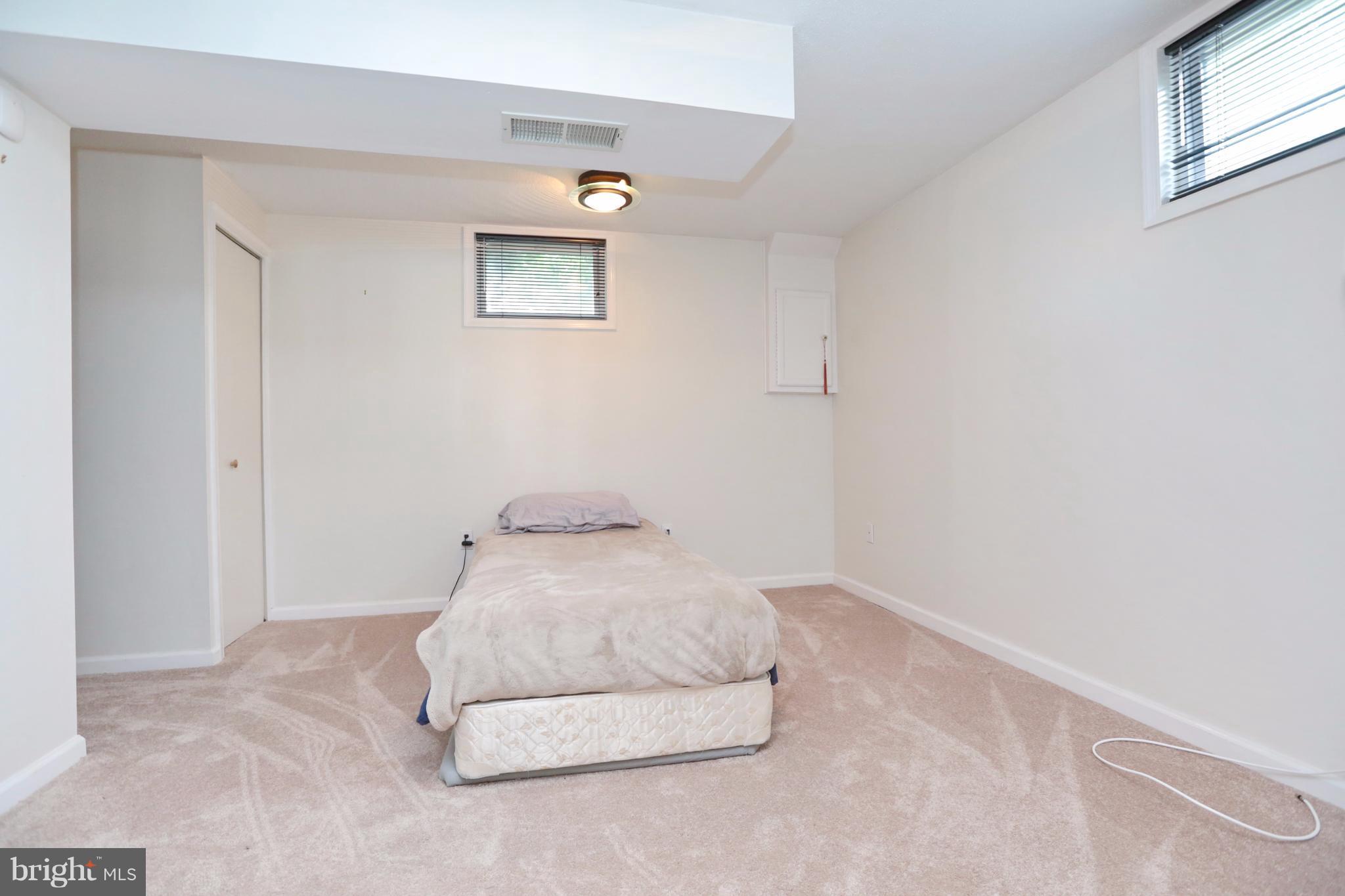 ESTONIAN ESTATES - Residential