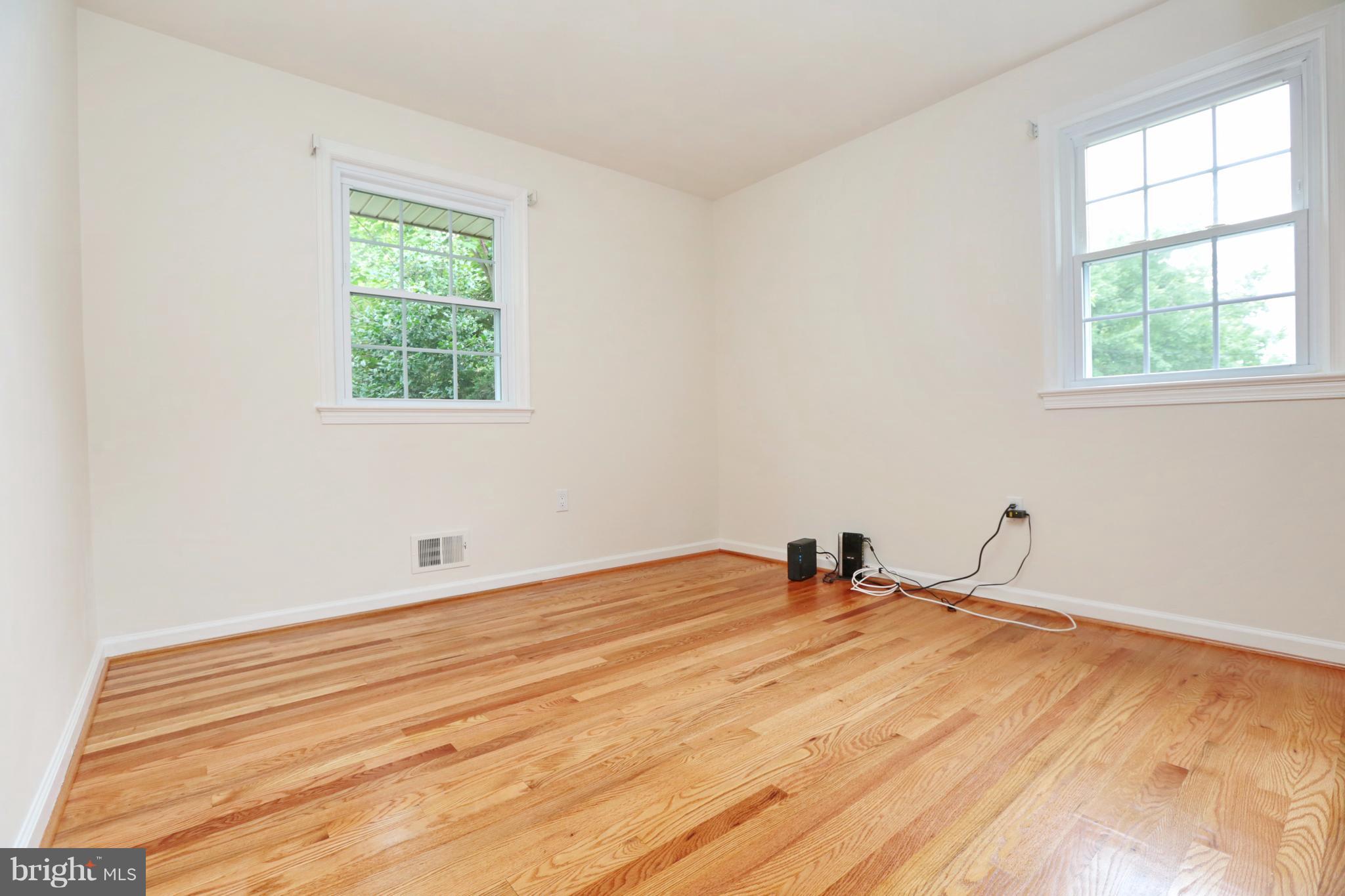 ESTONIAN ESTATES - Residential