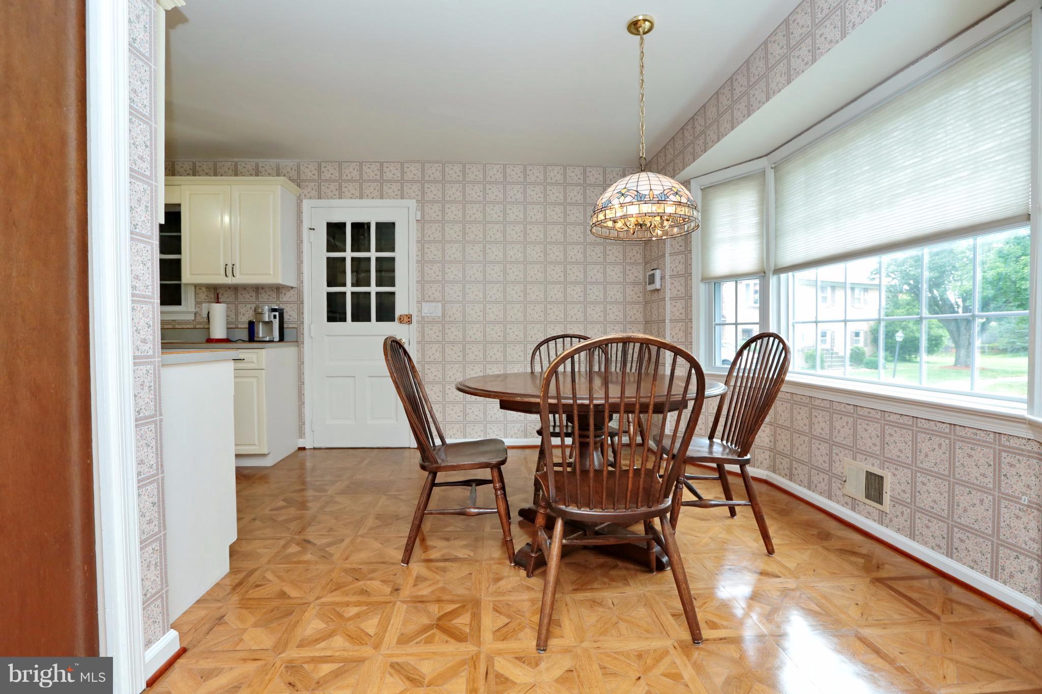 ESTONIAN ESTATES - Residential