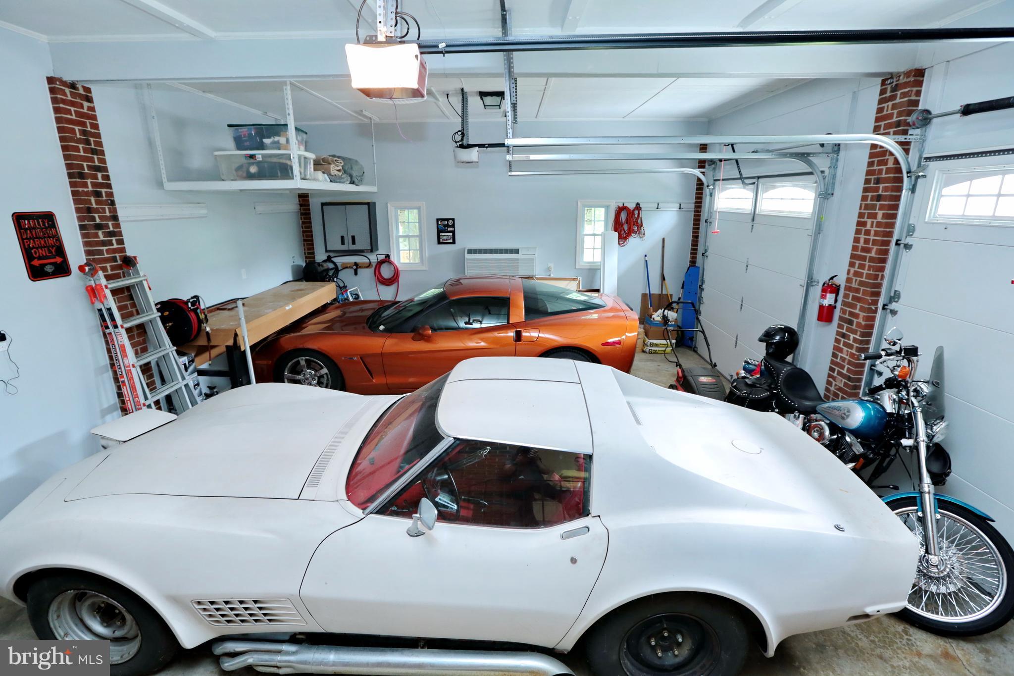 ESTONIAN ESTATES - Residential