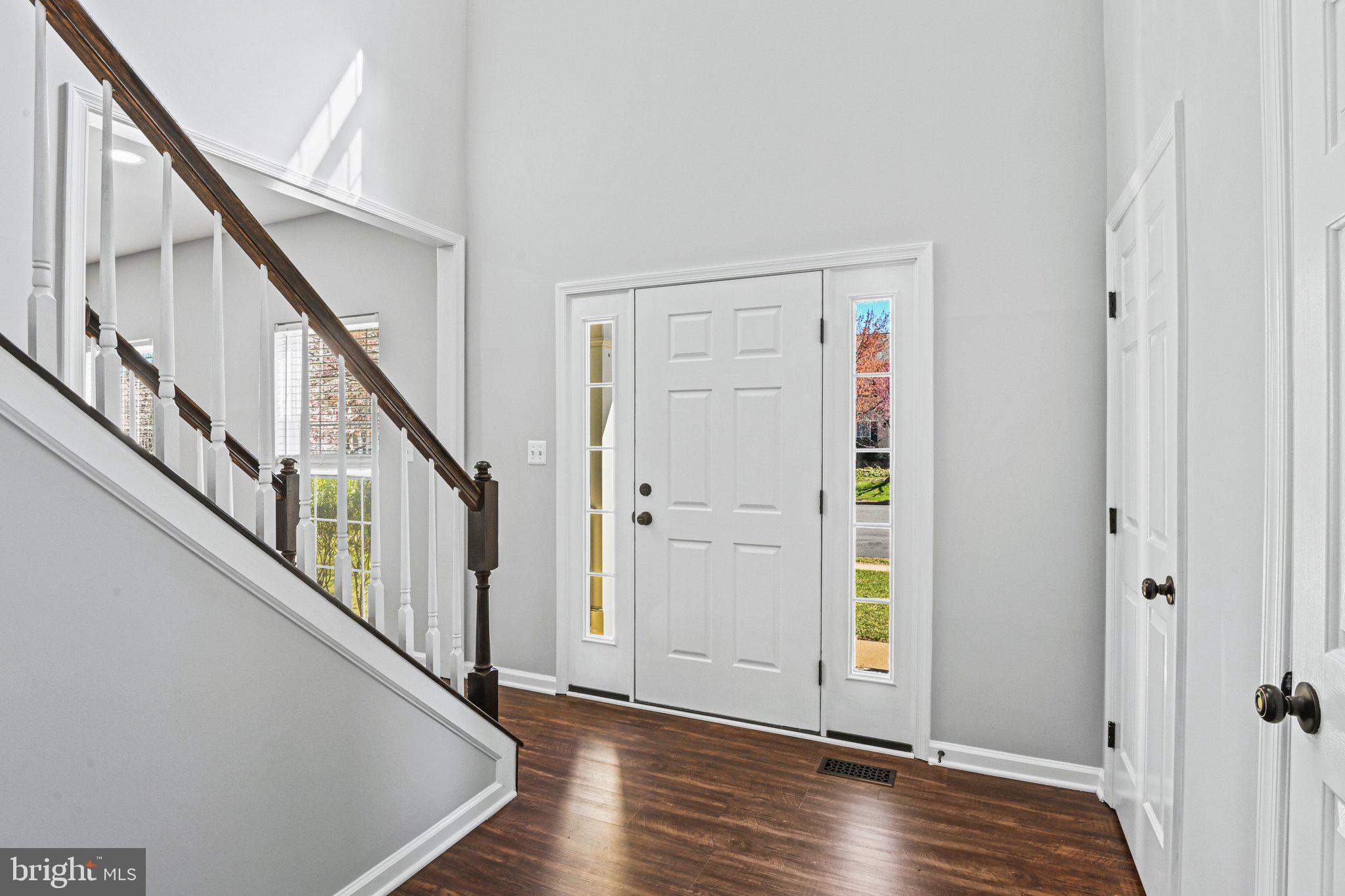 ASHBURN VILLAGE - Residential