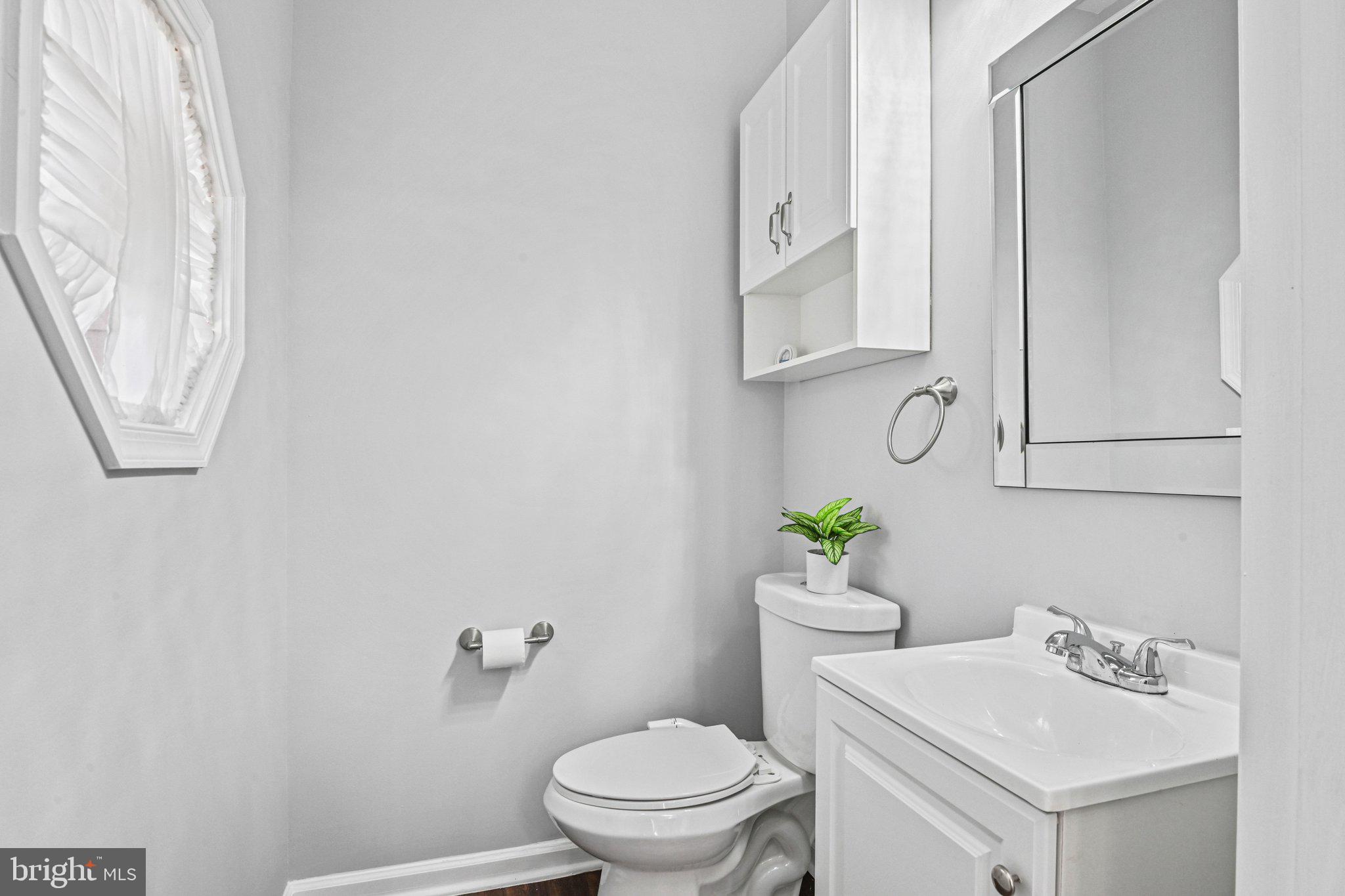 ASHBURN VILLAGE - Residential